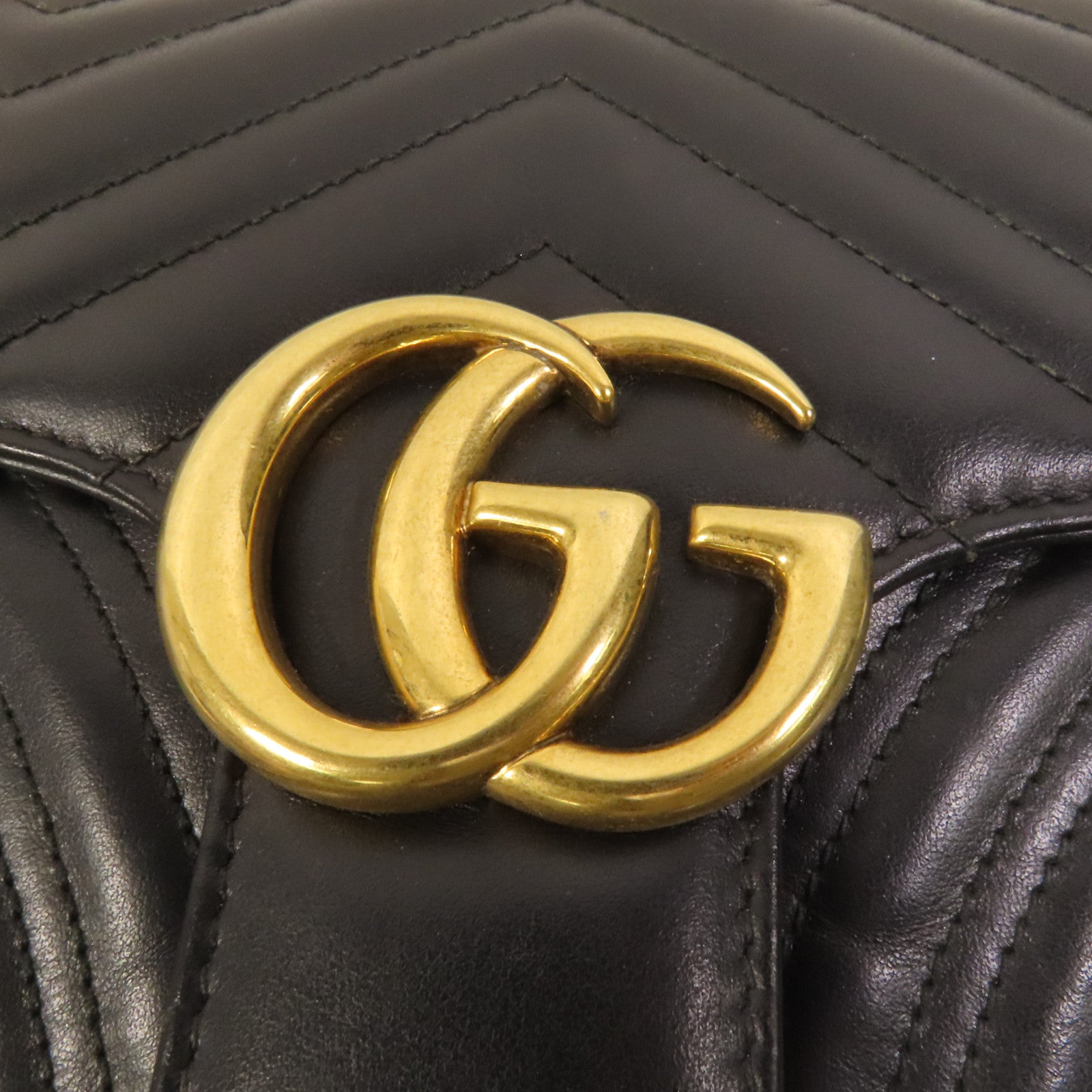 GUCCI 牛皮皮革GG Marmont金扣肩背袋