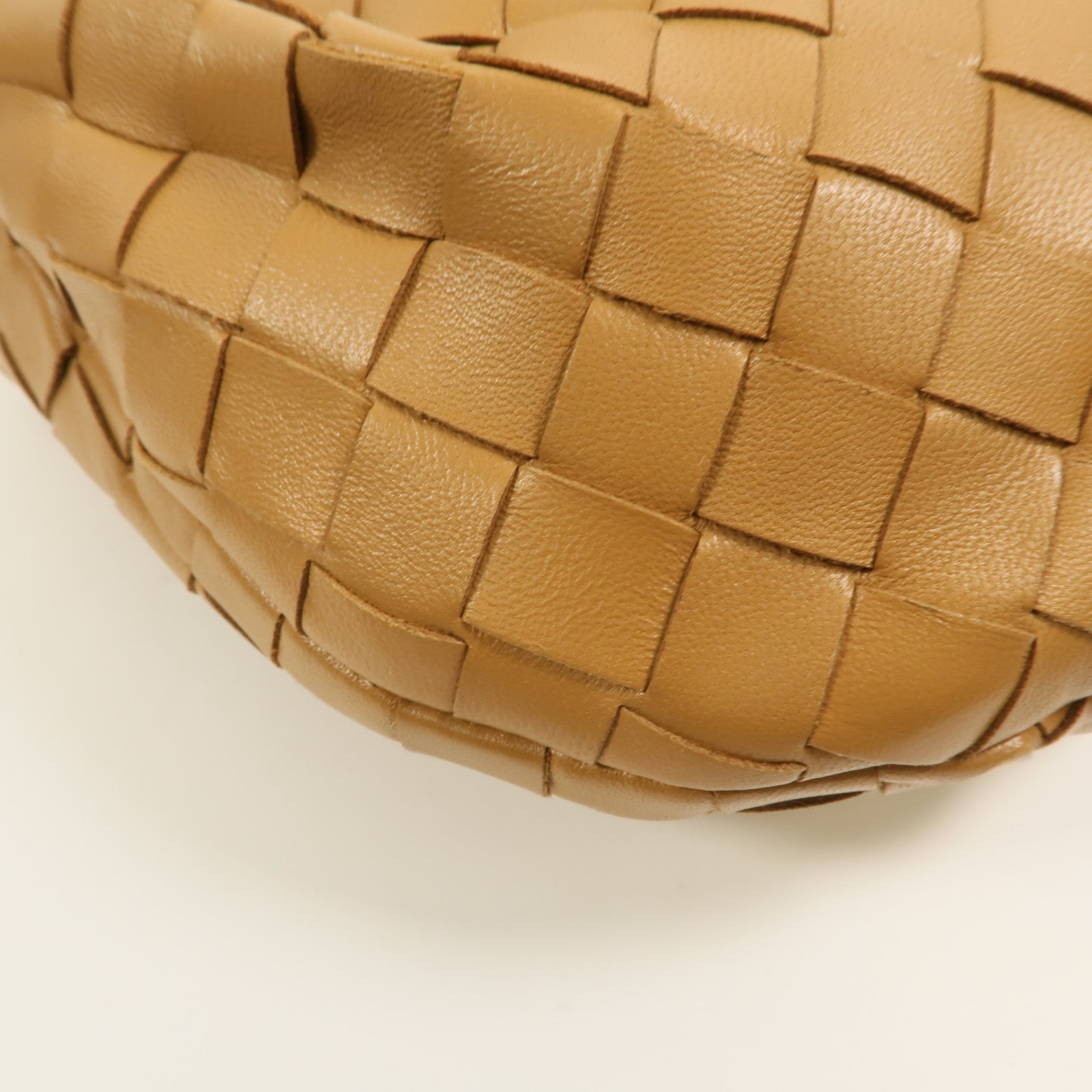 BOTTEGA VENETA 羊皮皮革Mini Jodie手挽袋