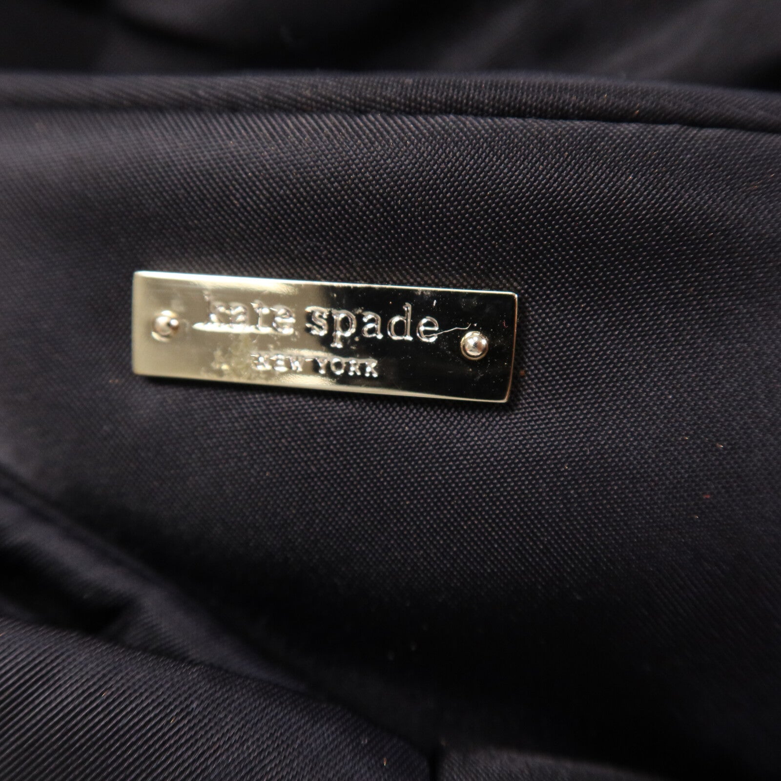 Kate Spade 尼龍Pouch銀扣手拿包