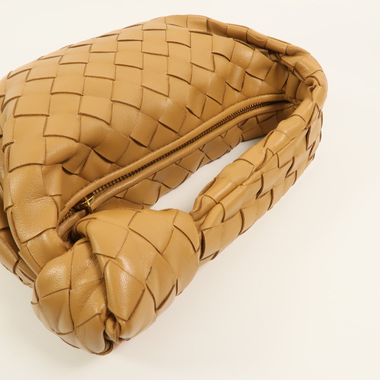BOTTEGA VENETA 羊皮皮革Mini Jodie手挽袋