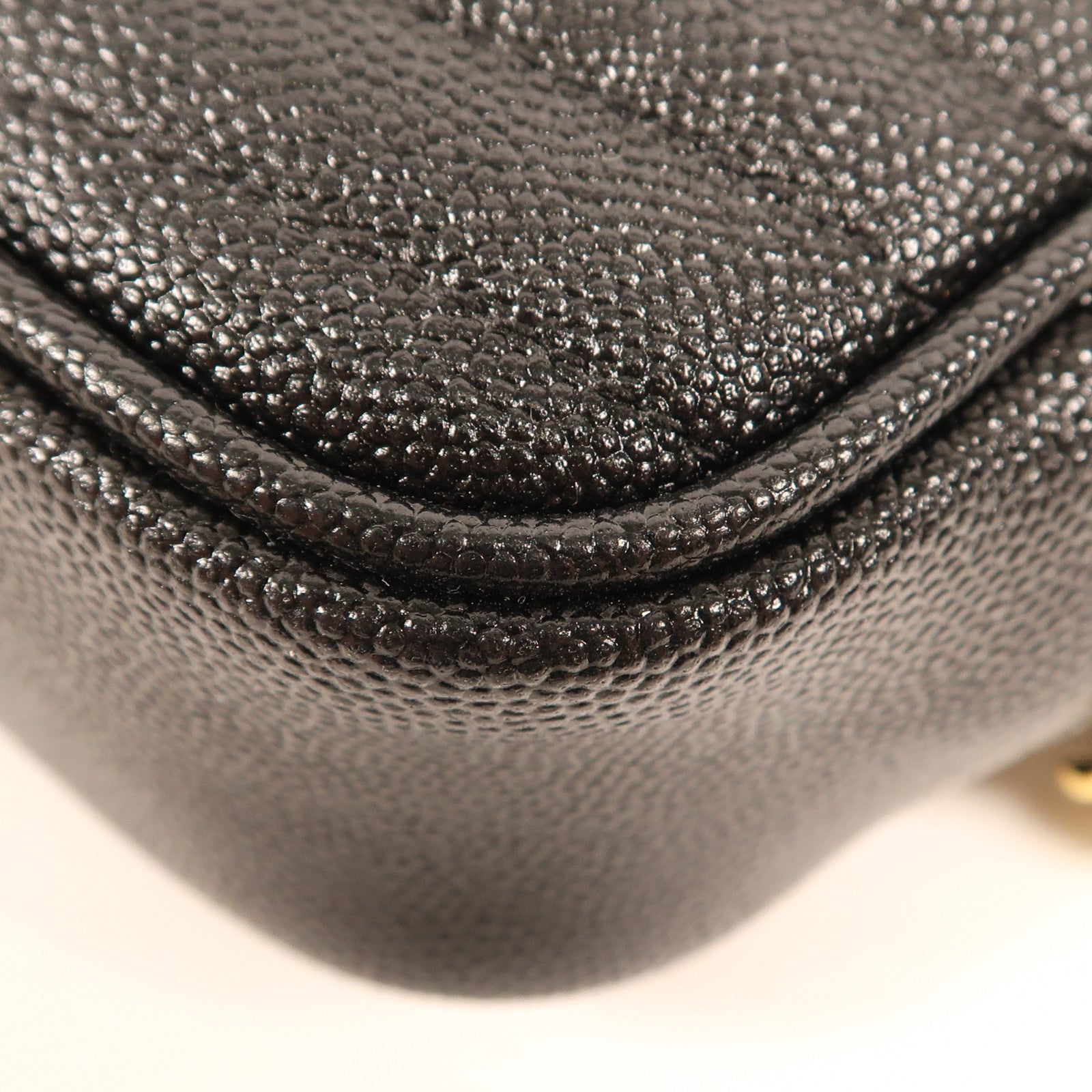 SAINT LAURENT 牛皮皮革Lou Mini金扣鏈帶肩背袋