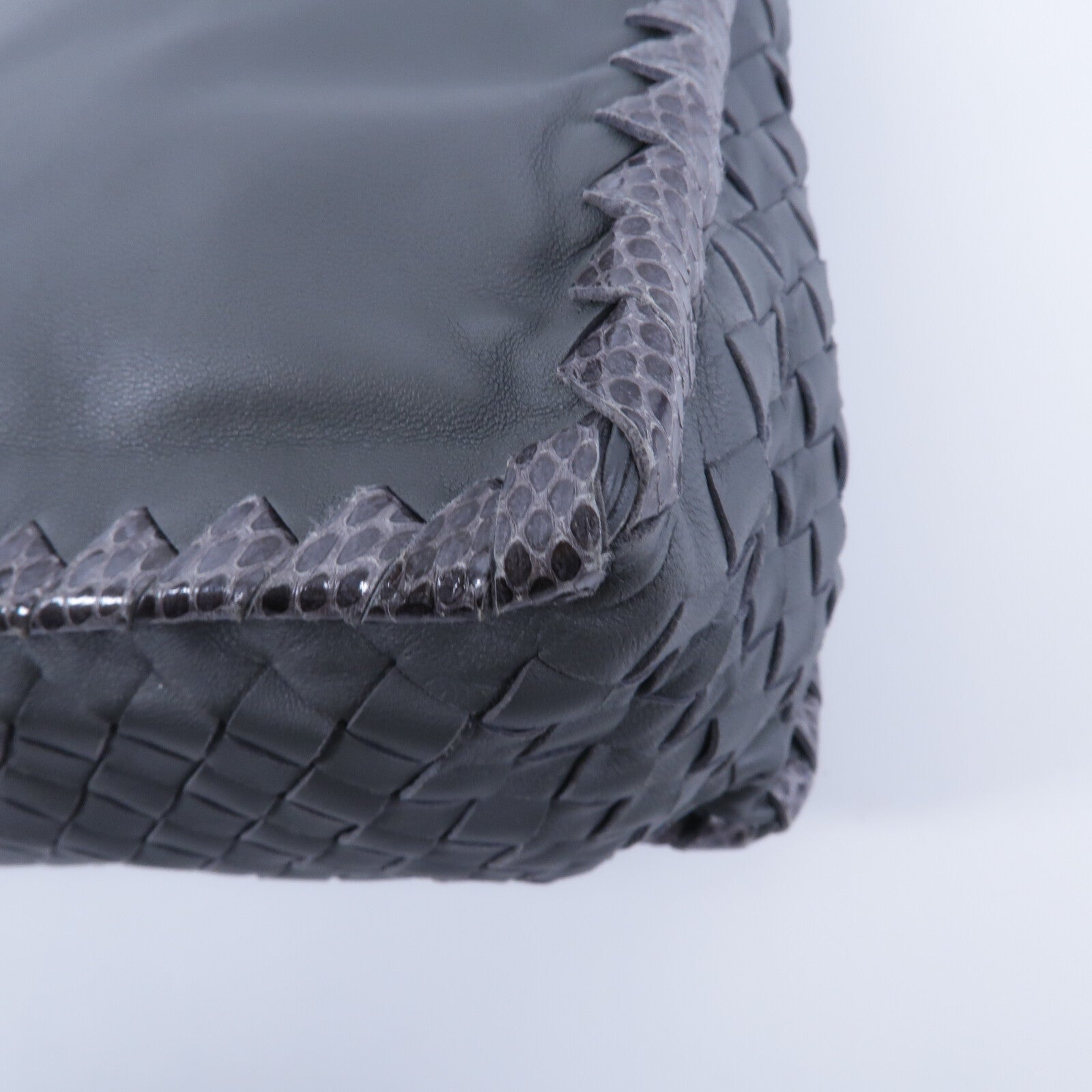 BOTTEGA VENETA 蛇皮皮革Shoulder Bag肩背袋