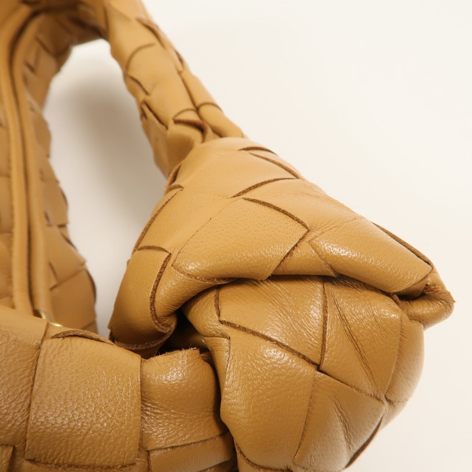 BOTTEGA VENETA 羊皮皮革Mini Jodie手挽袋
