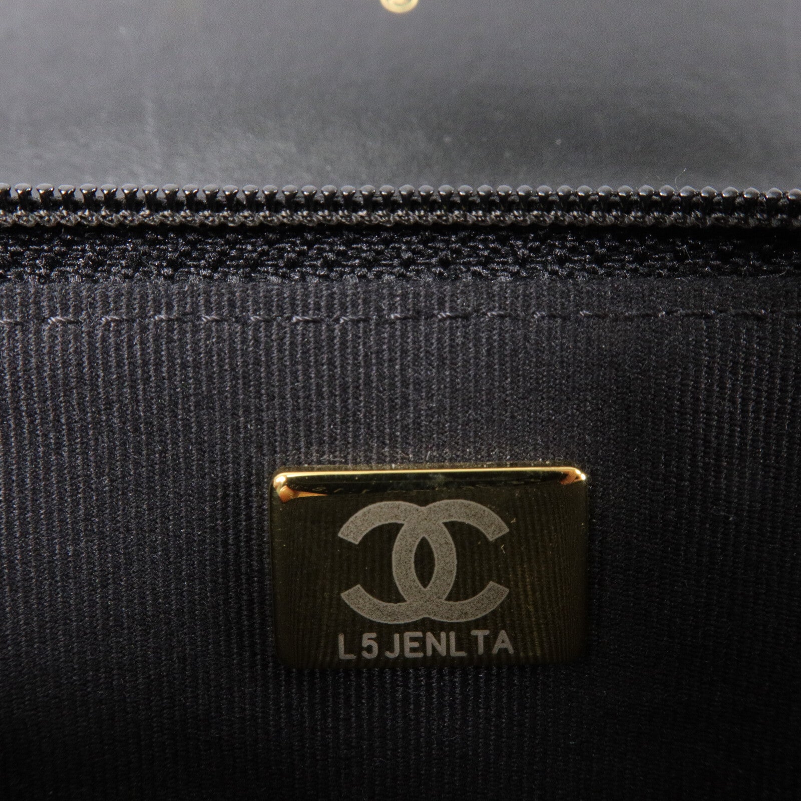 CHANEL 羊皮皮革WOC Wallet On Chain鏈帶肩背袋