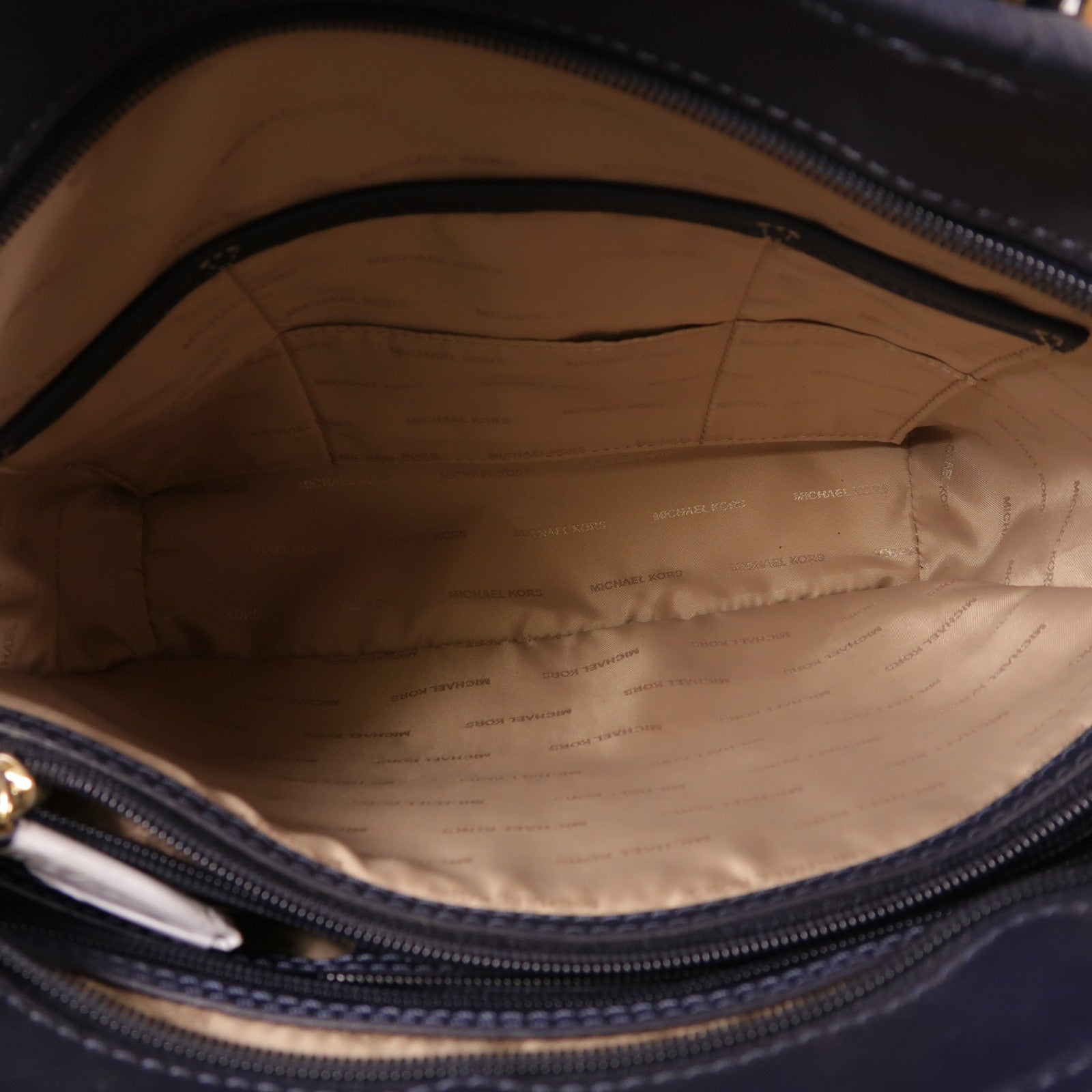 Michael Kors 皮革Tote Bag金扣肩背袋