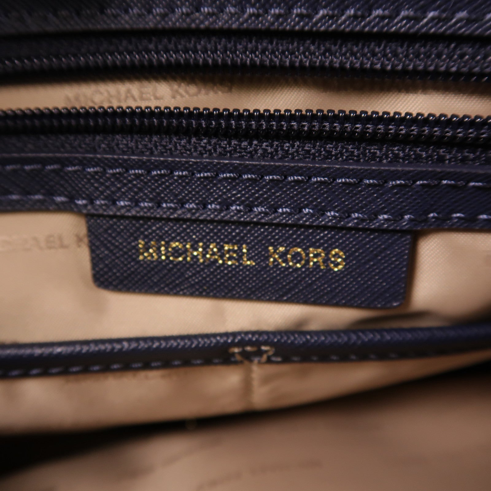 Michael Kors 皮革Tote Bag金扣肩背袋