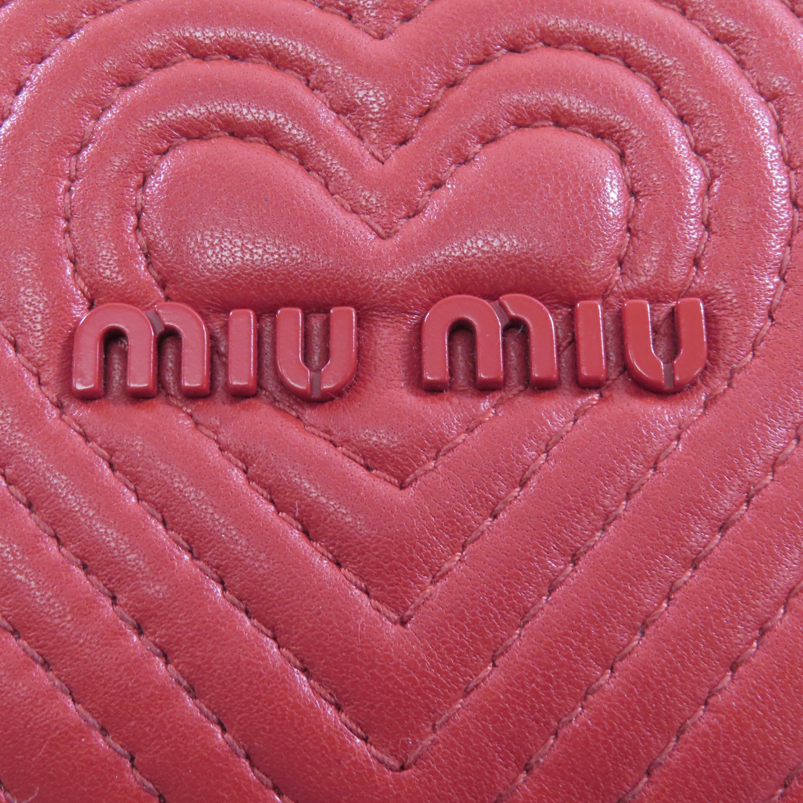Miu Miu 羊皮皮革Wallet金扣鈕扣錢包紅色