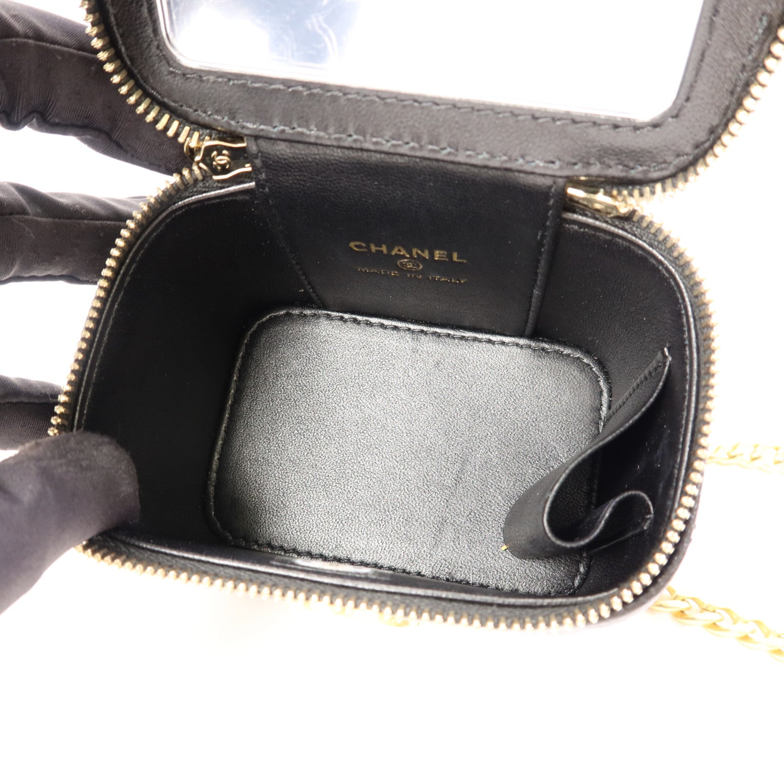 CHANEL 牛皮皮革Vanity Case金扣鏈帶肩背袋