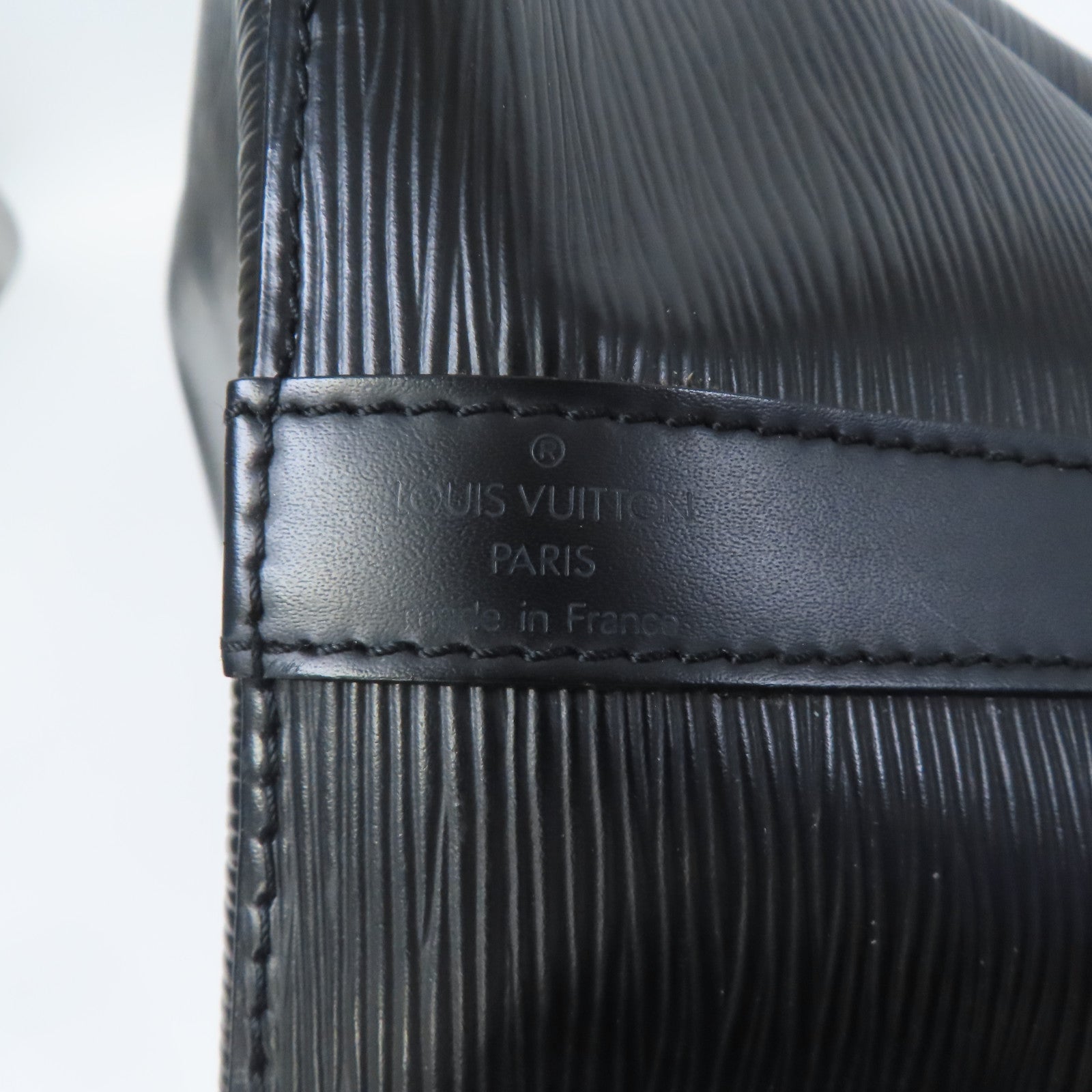 LOUIS VUITTON Epi Noe金扣肩背袋黑色