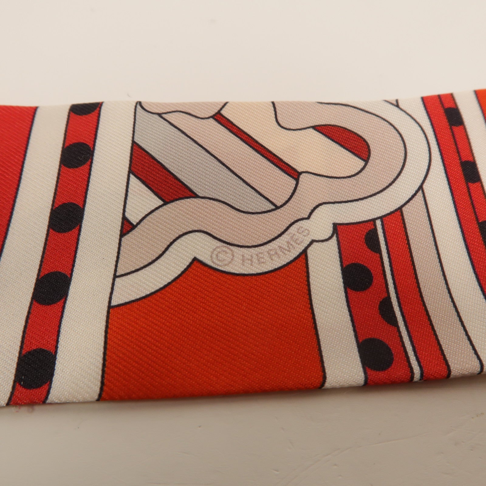 HERMES 絲質Twilly絲巾