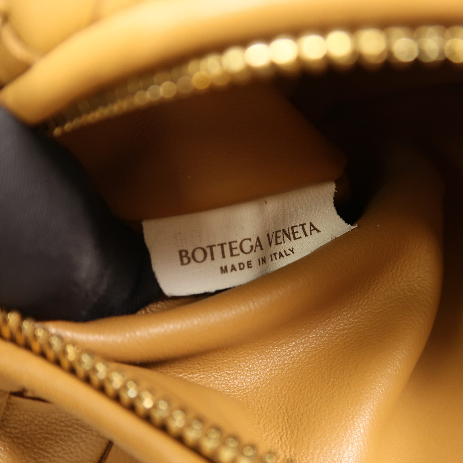 BOTTEGA VENETA 羊皮皮革Mini Jodie手挽袋