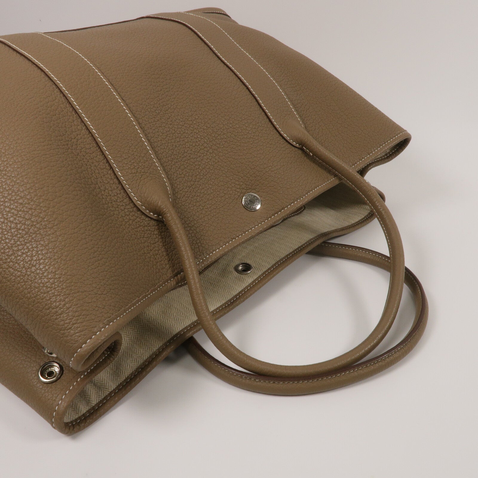 HERMES Clemence皮革GardenParty PM手挽袋