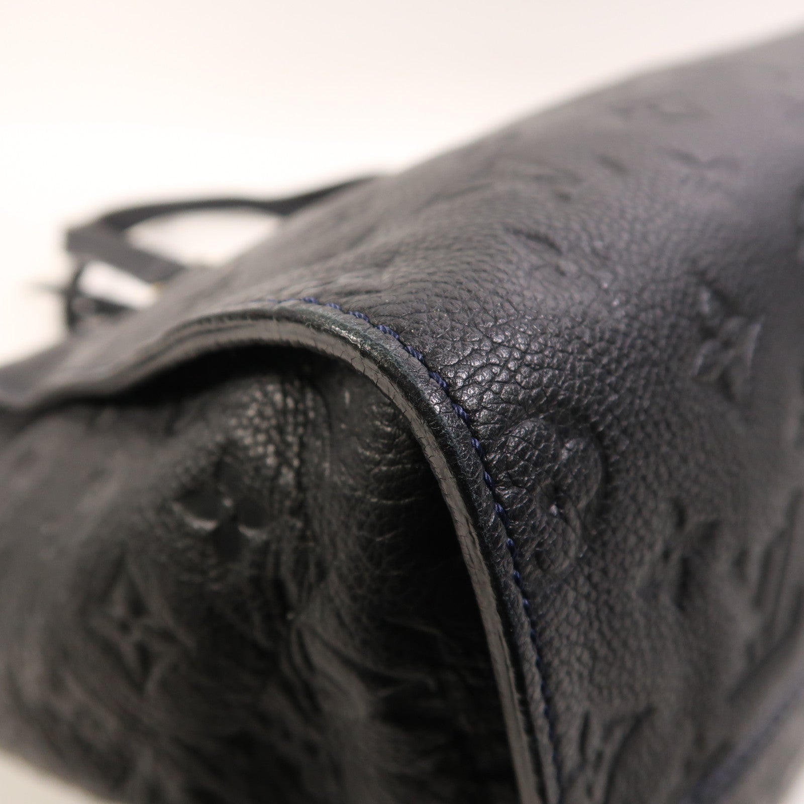 LOUIS VUITTON Monogram Empreinte Lumineuse PM金扣肩背袋