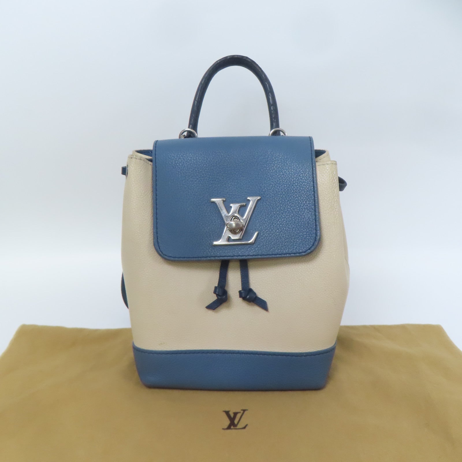 LOUIS VUITTON 牛皮皮革Lockme Backpack銀扣背包米色/藍色