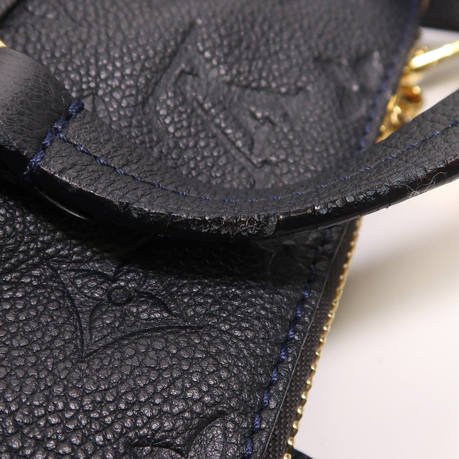 LOUIS VUITTON Monogram Empreinte Lumineuse PM金扣肩背袋