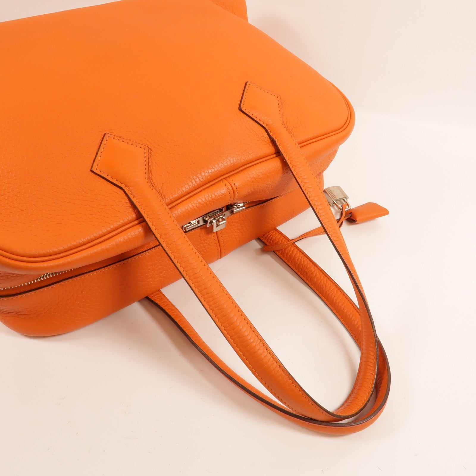 HERMES Clemence皮革Victoria 35手挽袋Orange