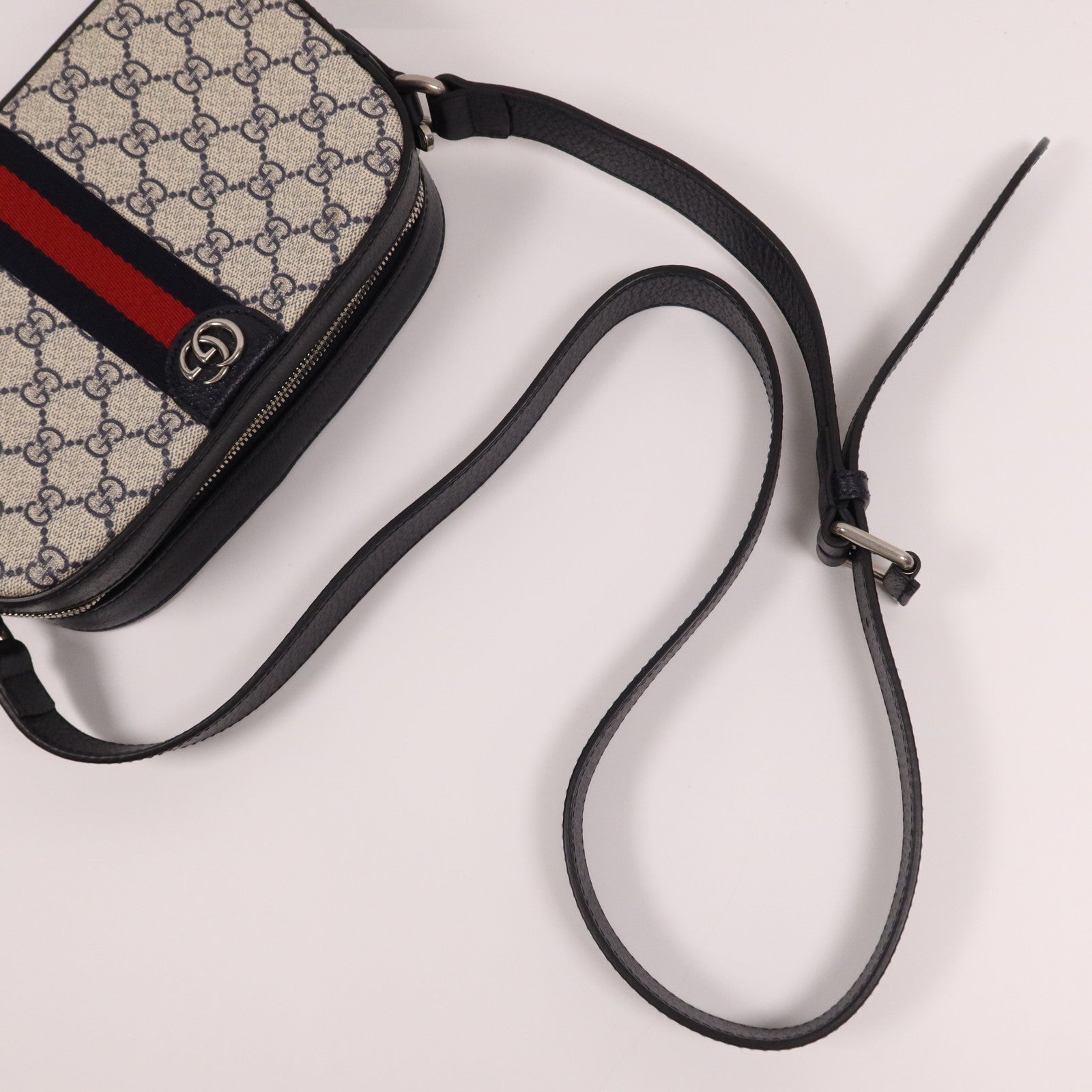 GUCCI 塗層帆布Shoulder Bag銀扣肩背袋
