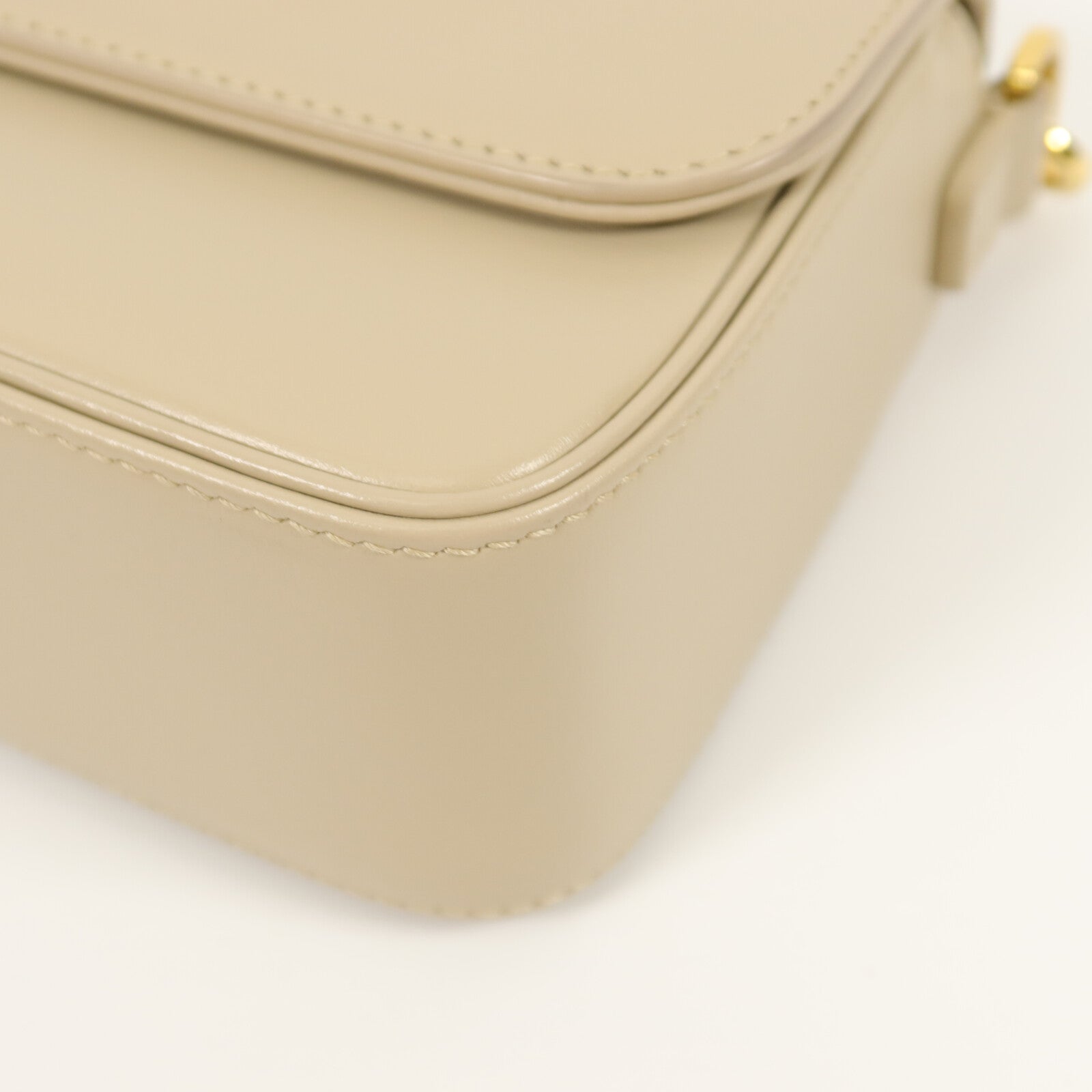 Dior 牛皮皮革30 Montaigue Avenue East West鏈帶肩背袋