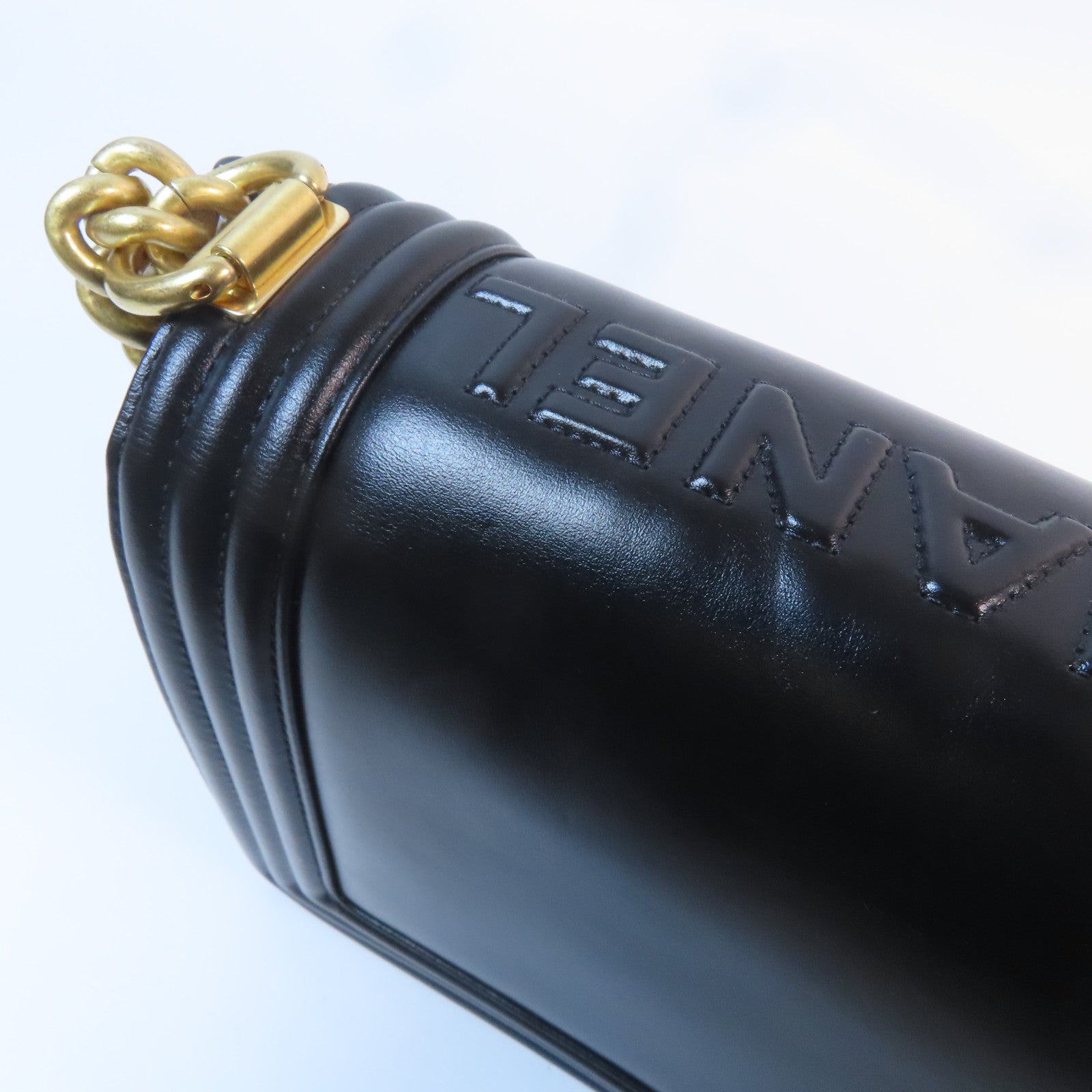CHANEL 【激減優惠】牛皮皮革Chain Shoulder金扣鏈帶肩背袋黑色