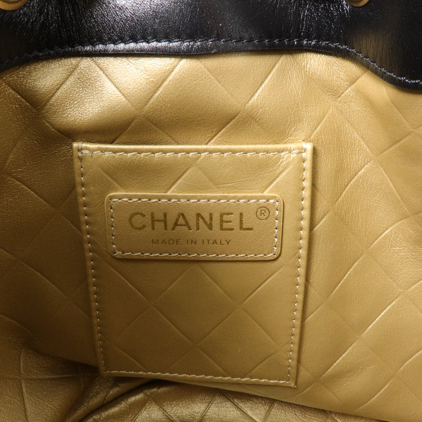 CHANEL 牛皮皮革Drawstring Bucket Bag鏈帶肩背袋