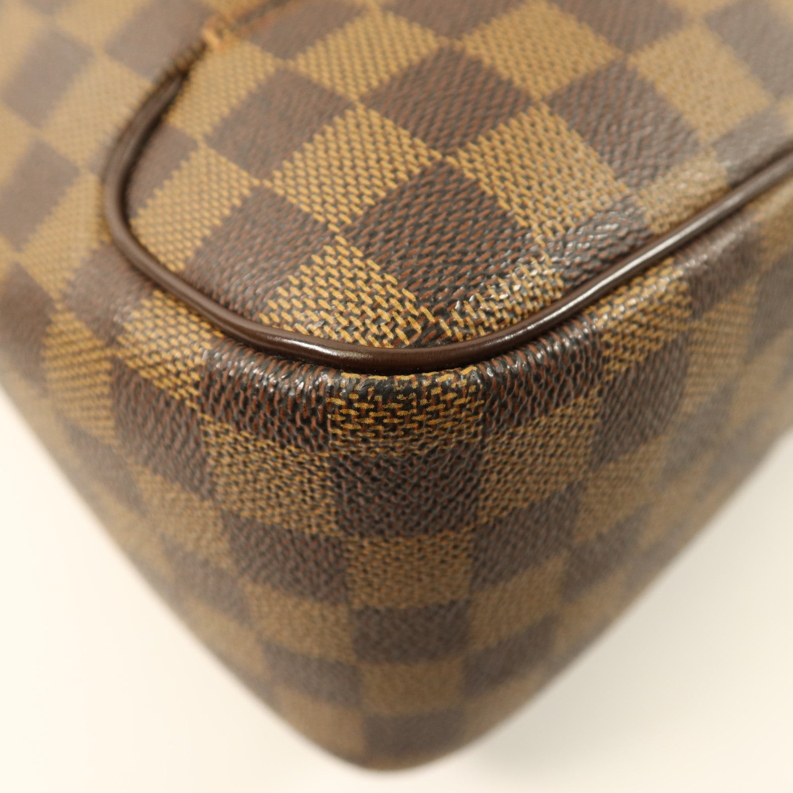 LOUIS VUITTON Damier Olaf MM金扣肩背袋