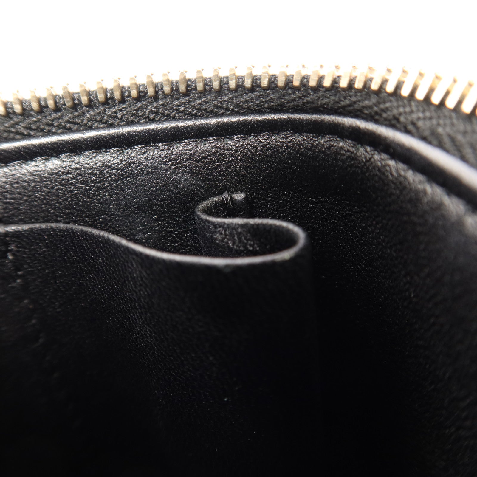 CHANEL 牛皮皮革Vanity Case金扣鏈帶肩背袋