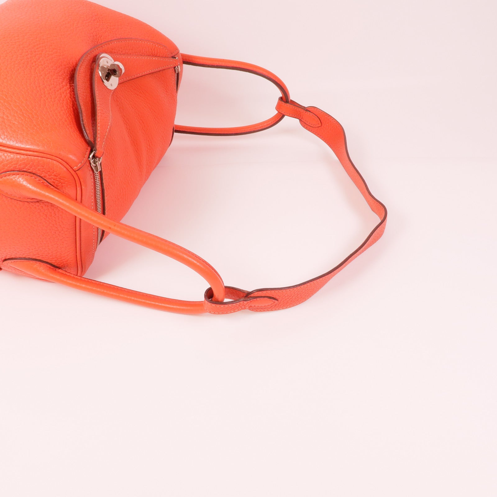 HERMES Clemence皮革Lindy 26銀扣手挽肩背兩用袋Orange Poppy