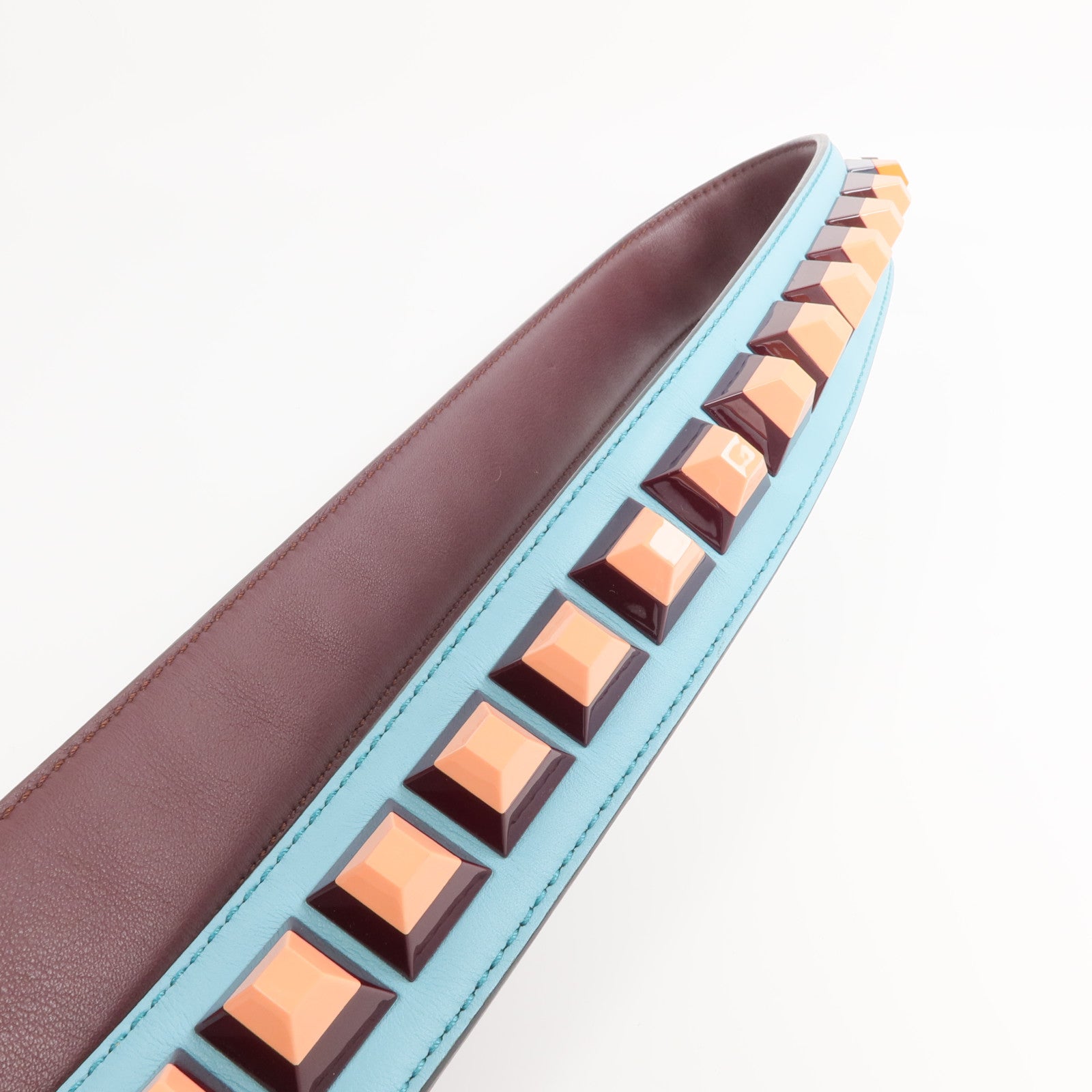 FENDI 牛皮皮革Strap You Strap肩帶