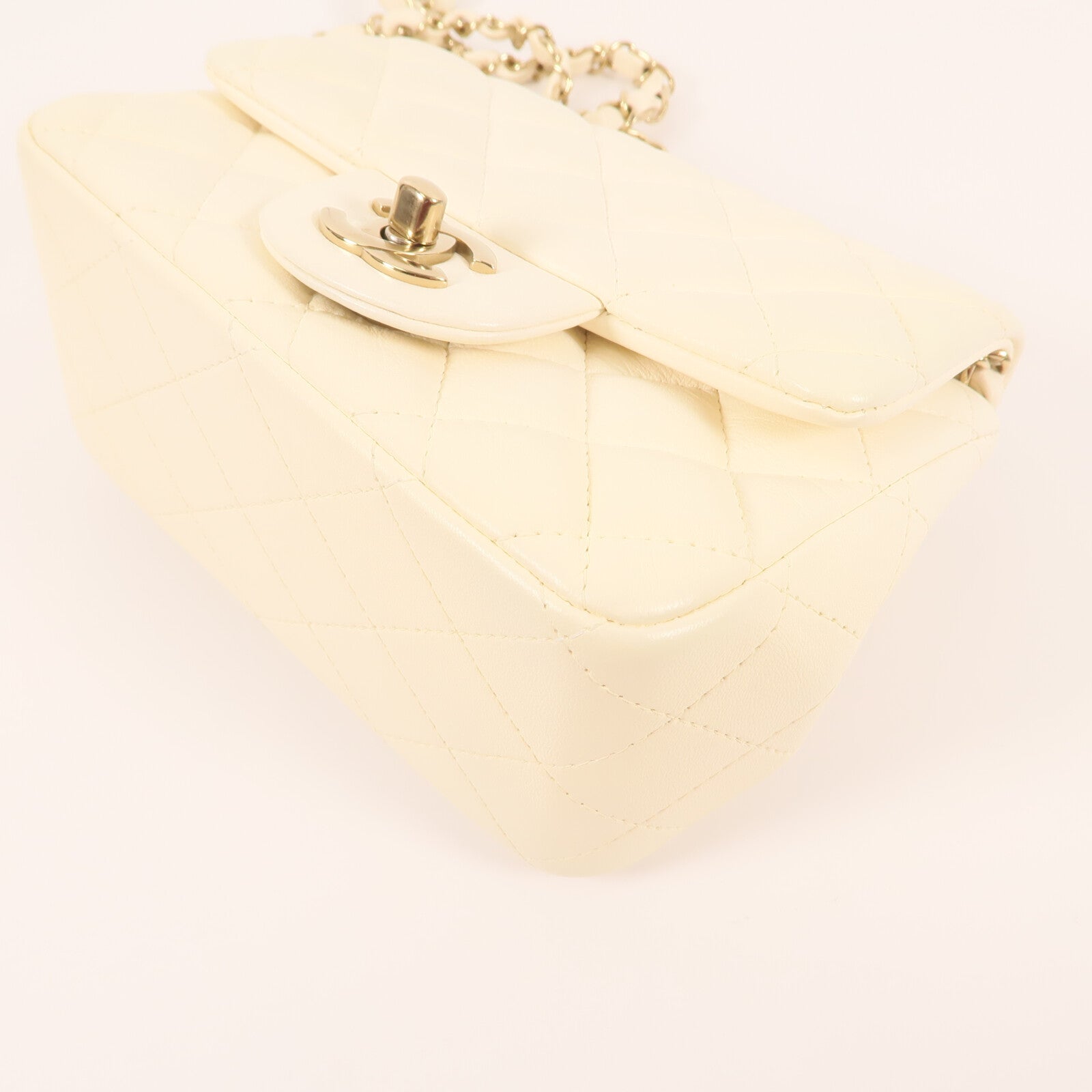 CHANEL 羊皮皮革Mini Flap金扣鏈帶肩背袋