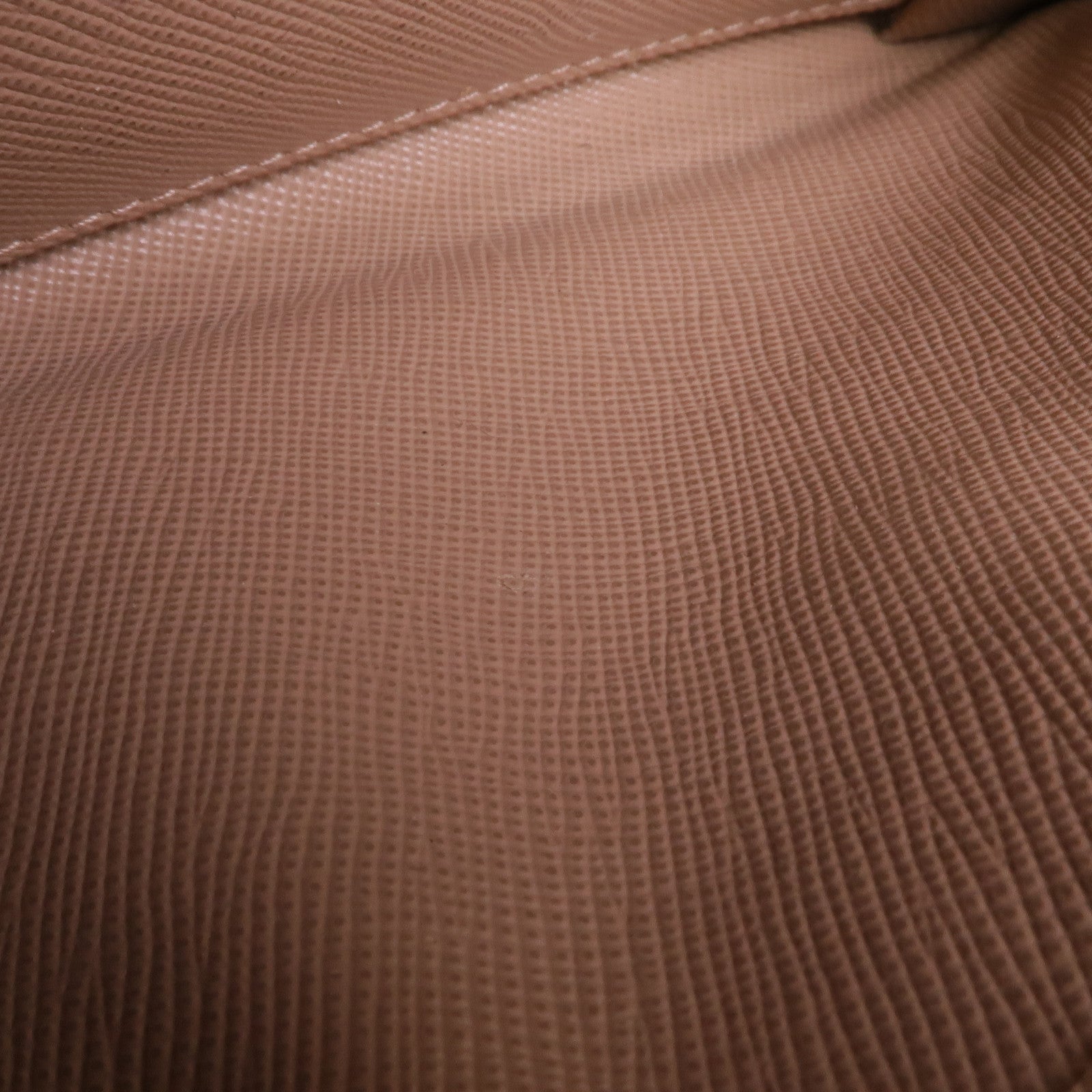 PRADA Saffiano皮革Long Wallet金扣長錢包