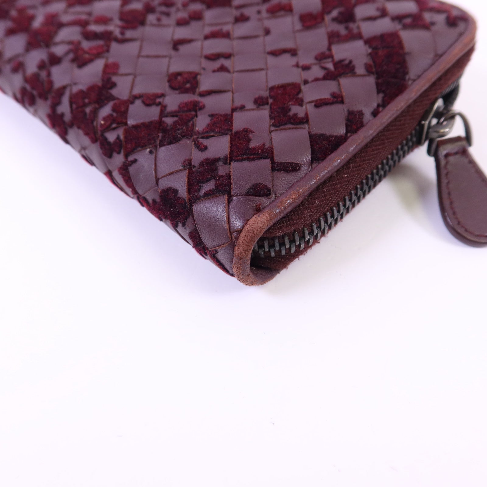 BOTTEGA VENETA 【激減優惠】織紋皮革/天鵝絨Zip Around Wallet長錢包