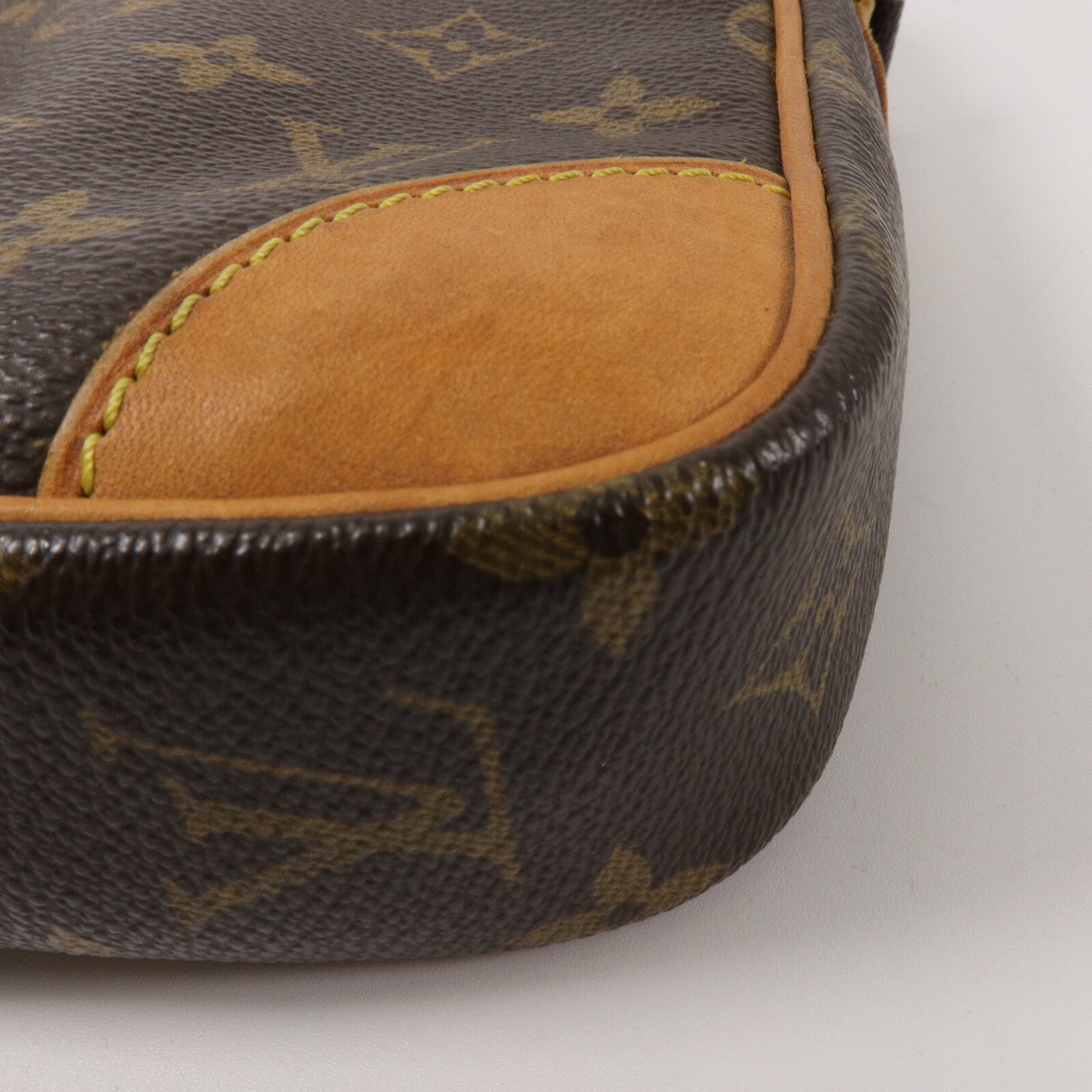 LOUIS VUITTON Monogram Danube肩背袋
