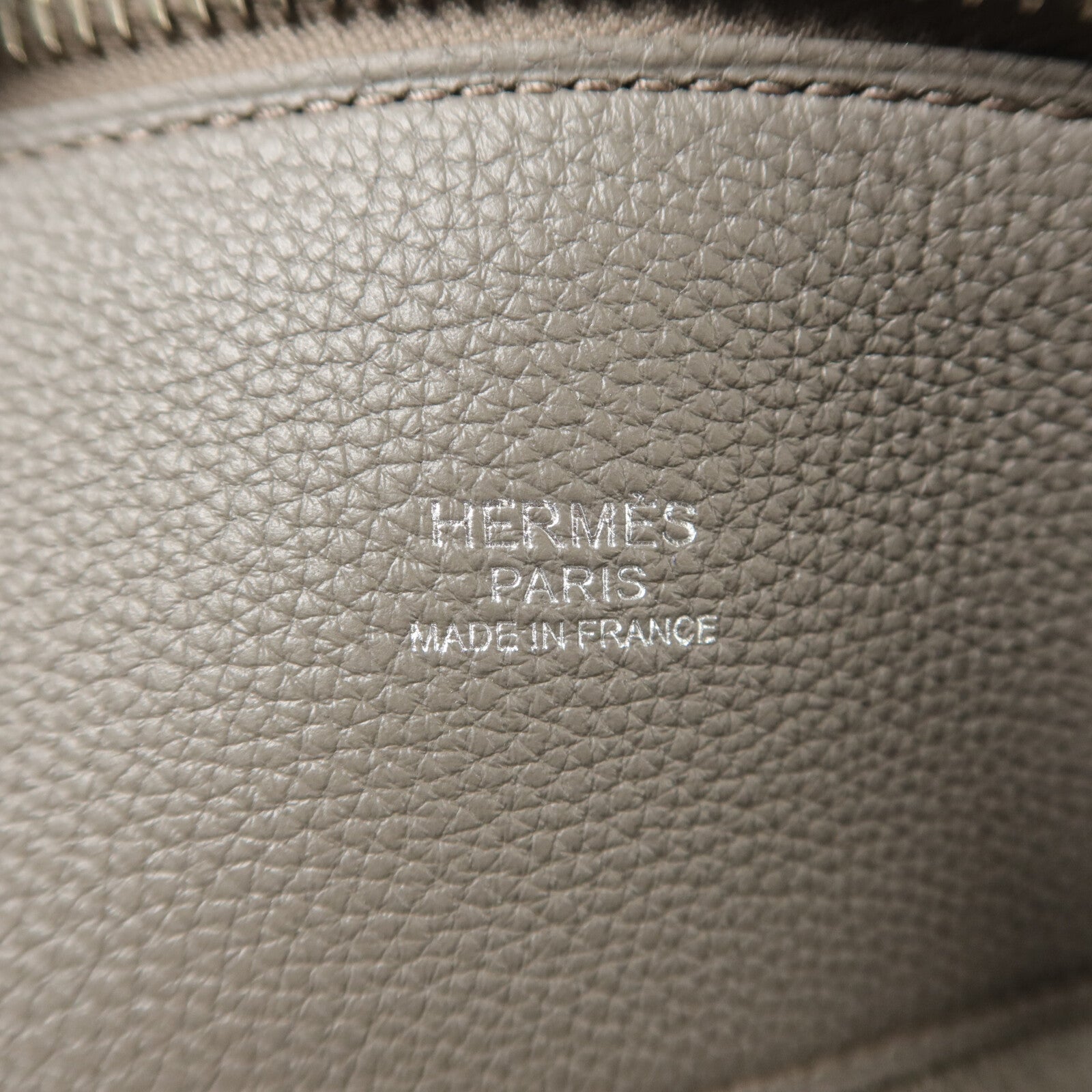 HERMES Togo皮革Bolide Messenger肩背袋Etain