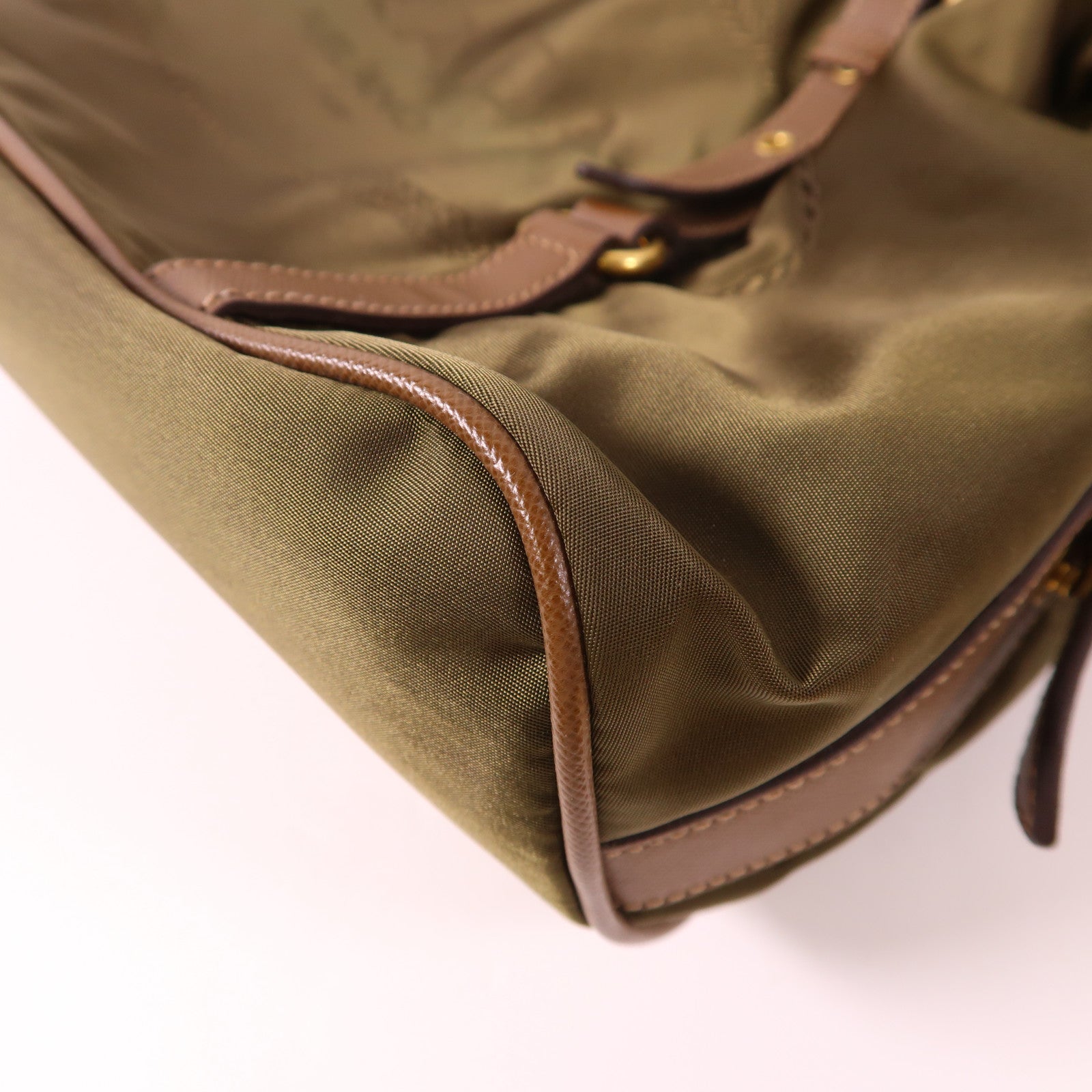 PRADA 尼龍Shoulder Bag金扣肩背袋