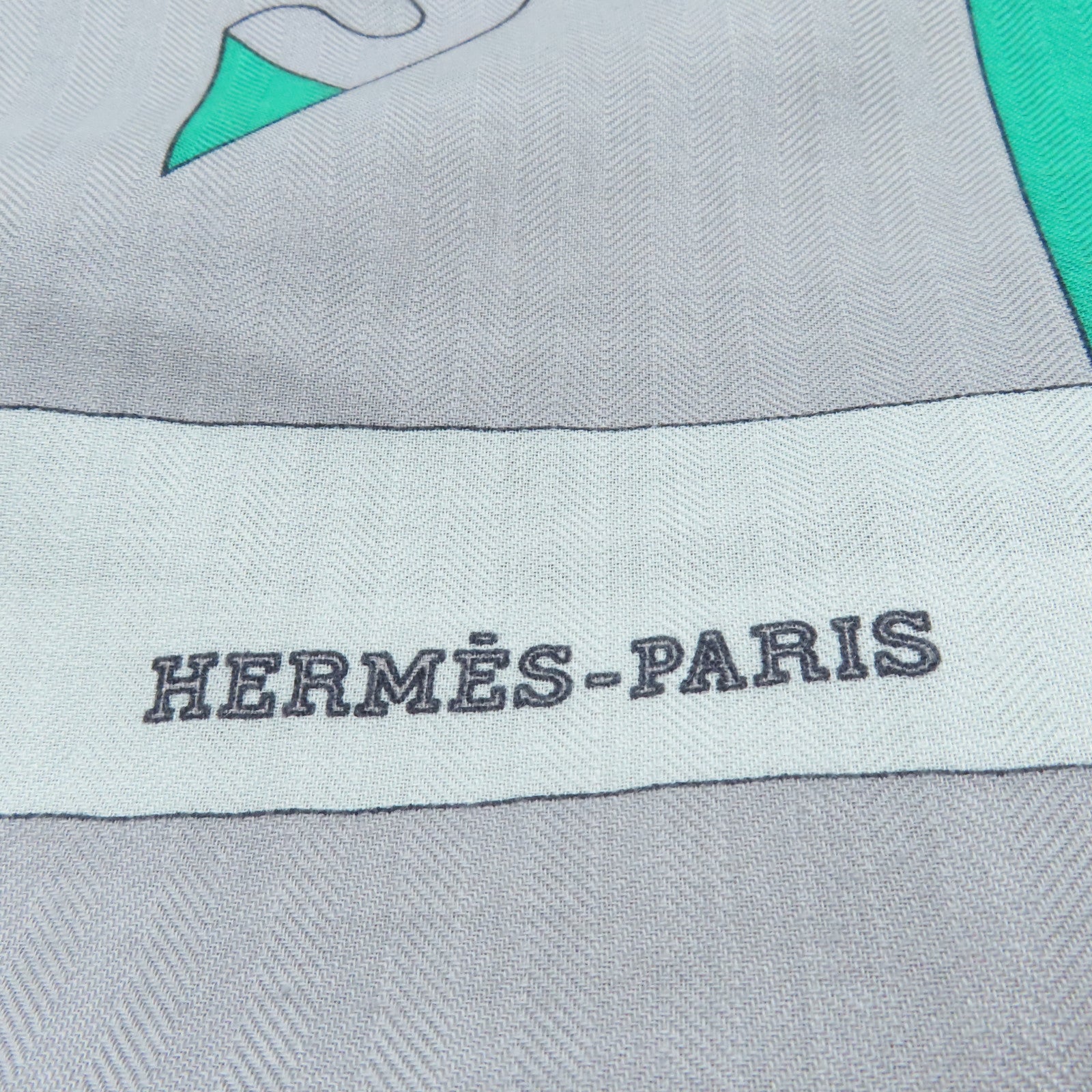 HERMES 【激減優惠】羊絨/絲質Scarf綠色/米色