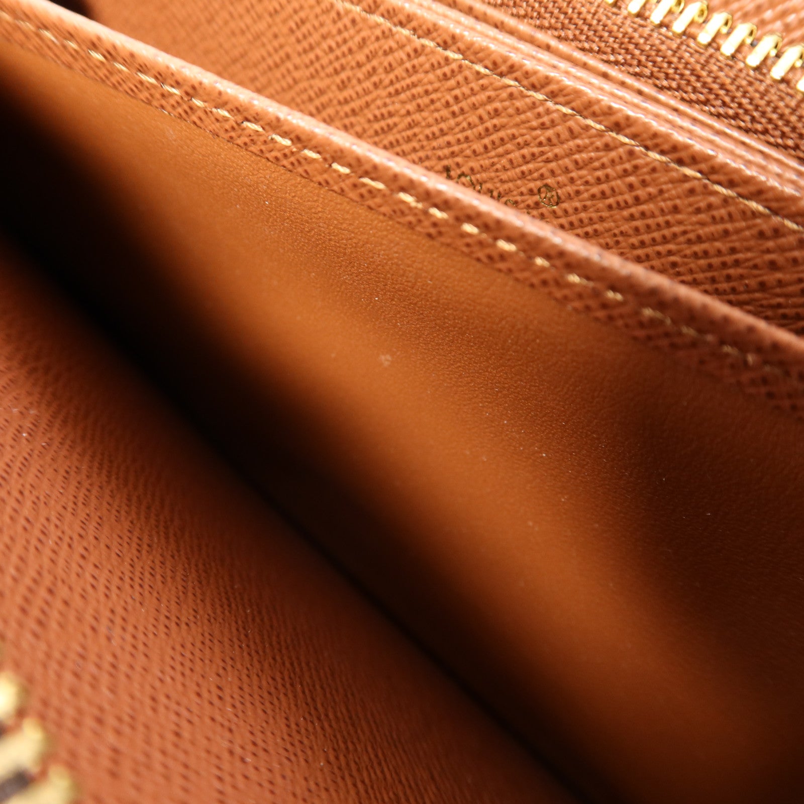 LOUIS VUITTON Monogram Zipper Long Wallet金扣長錢包