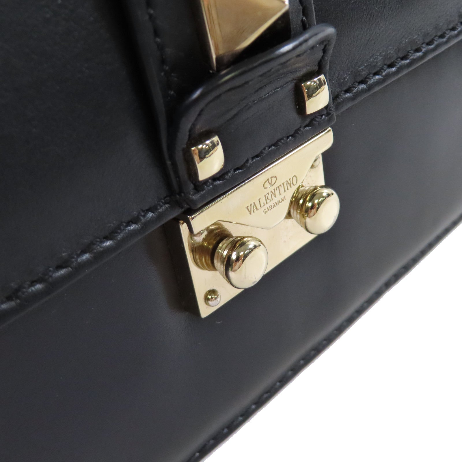 Valentino 【激減優惠】牛皮皮革Garavani Rockstud Chain Shoulder Bag金扣鏈帶肩背袋黑色