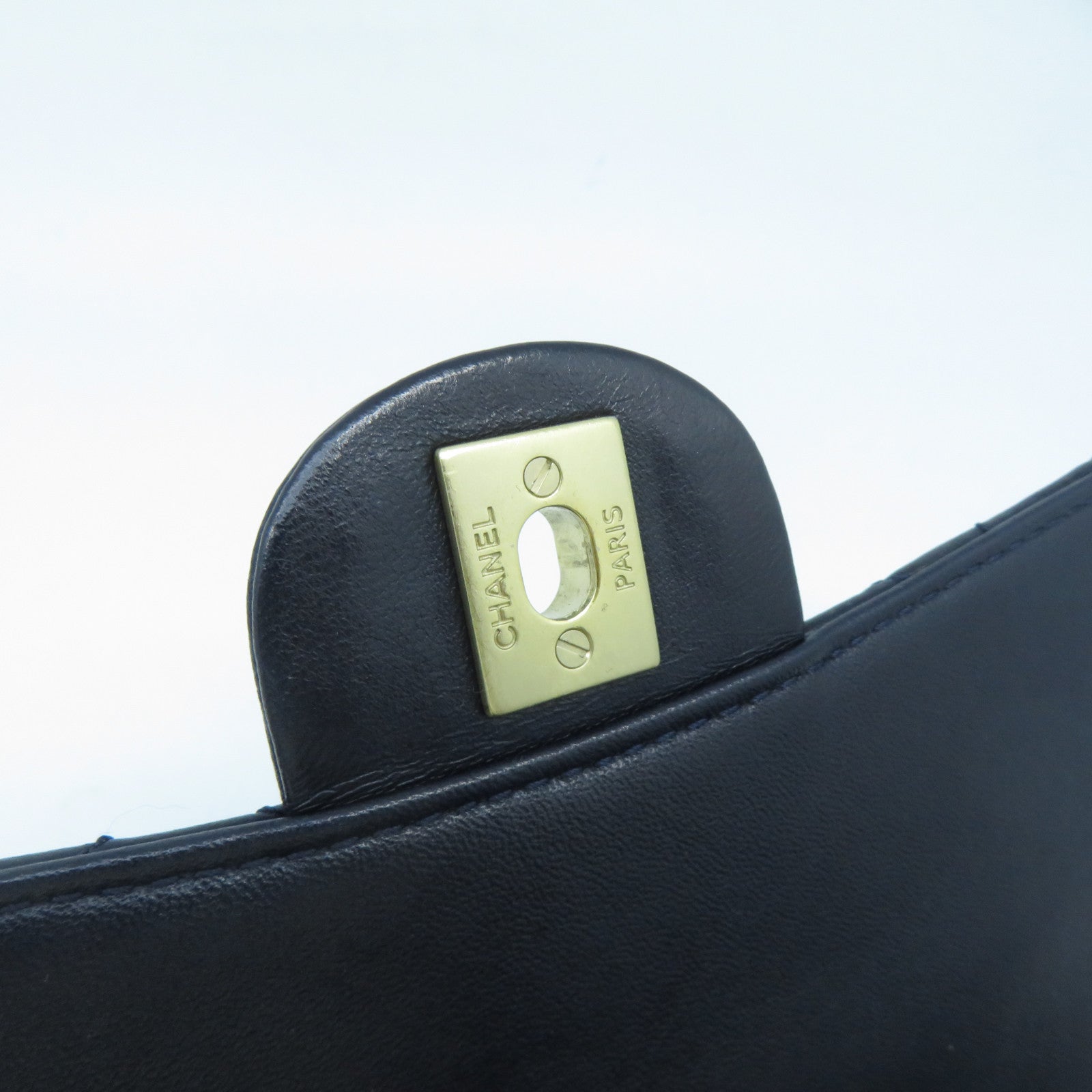CHANEL 菱格羊皮皮革Chain Shoulder Bag金扣鏈帶肩背袋深藍色