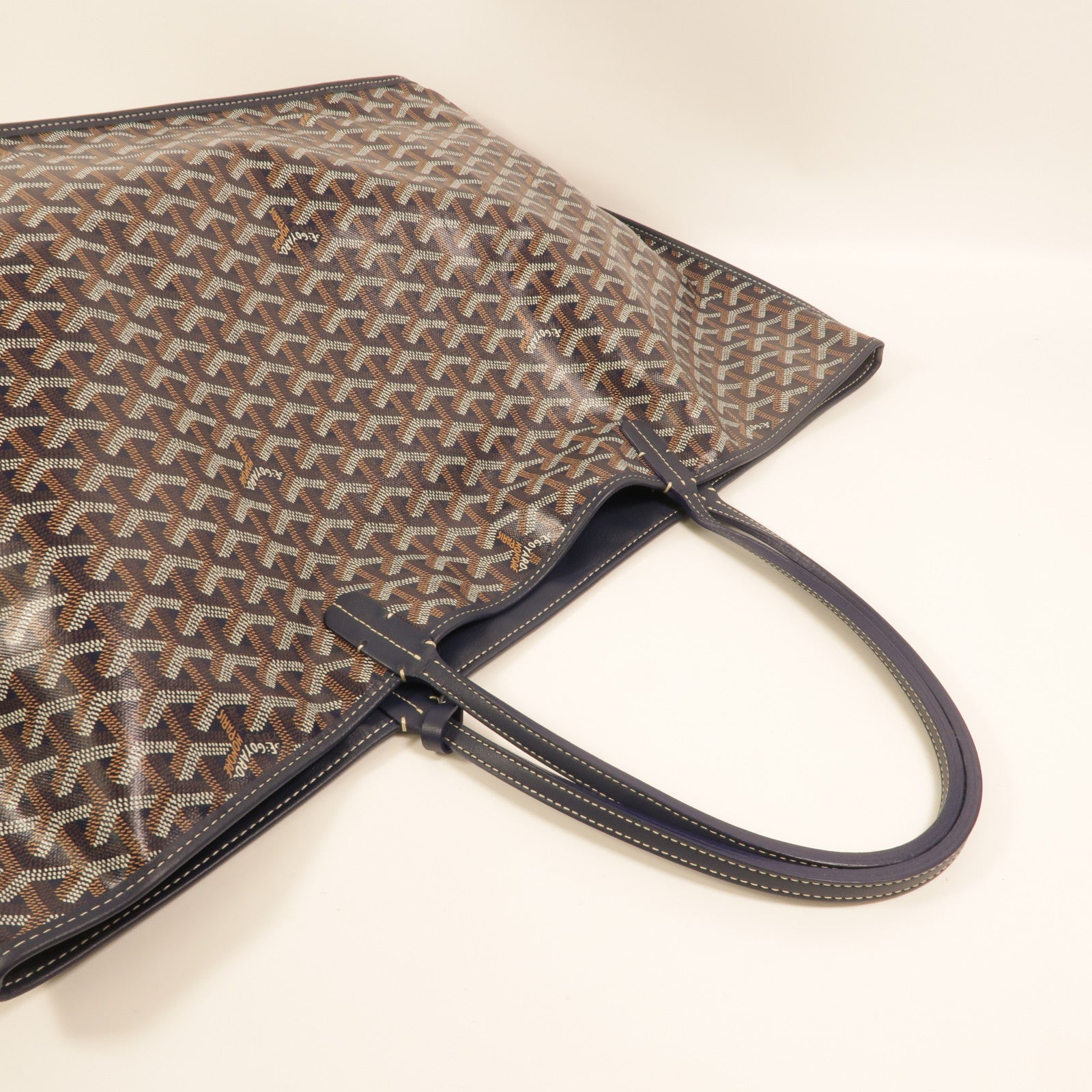 GOYARD 塗層帆布Anjou GM肩背袋