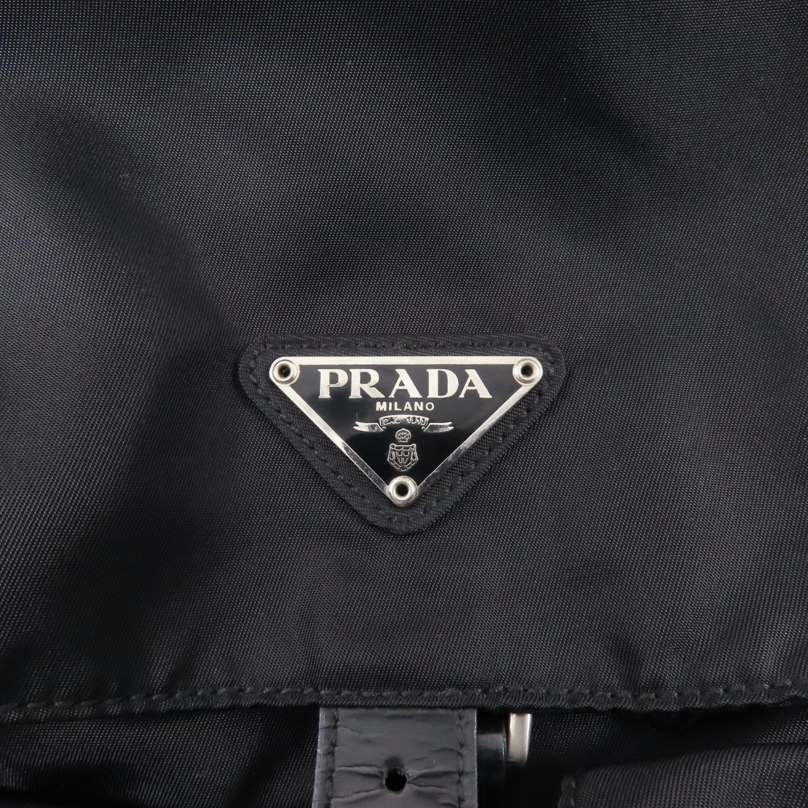 PRADA 尼龍Backpack銀扣背包