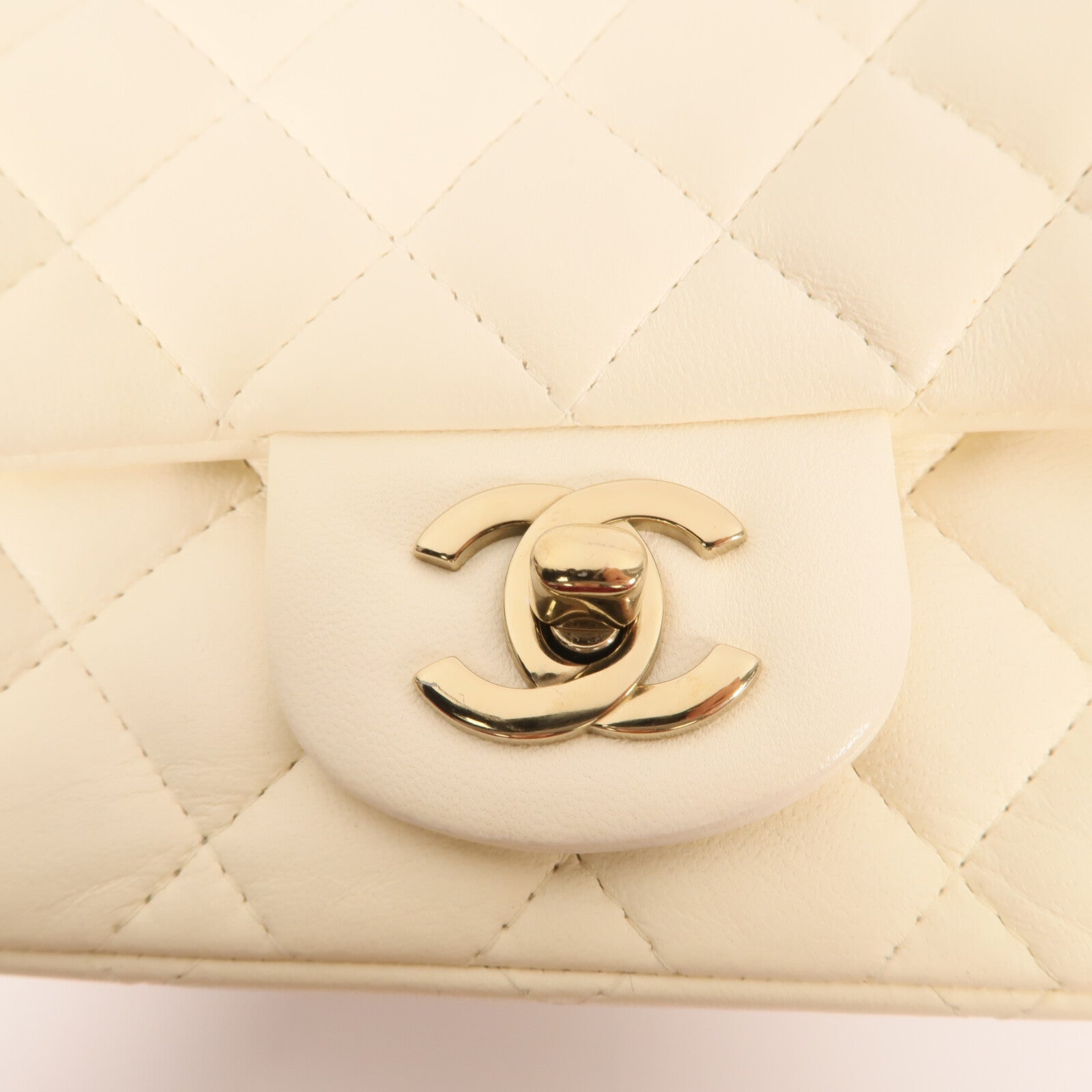 CHANEL 羊皮皮革Mini Flap金扣鏈帶肩背袋