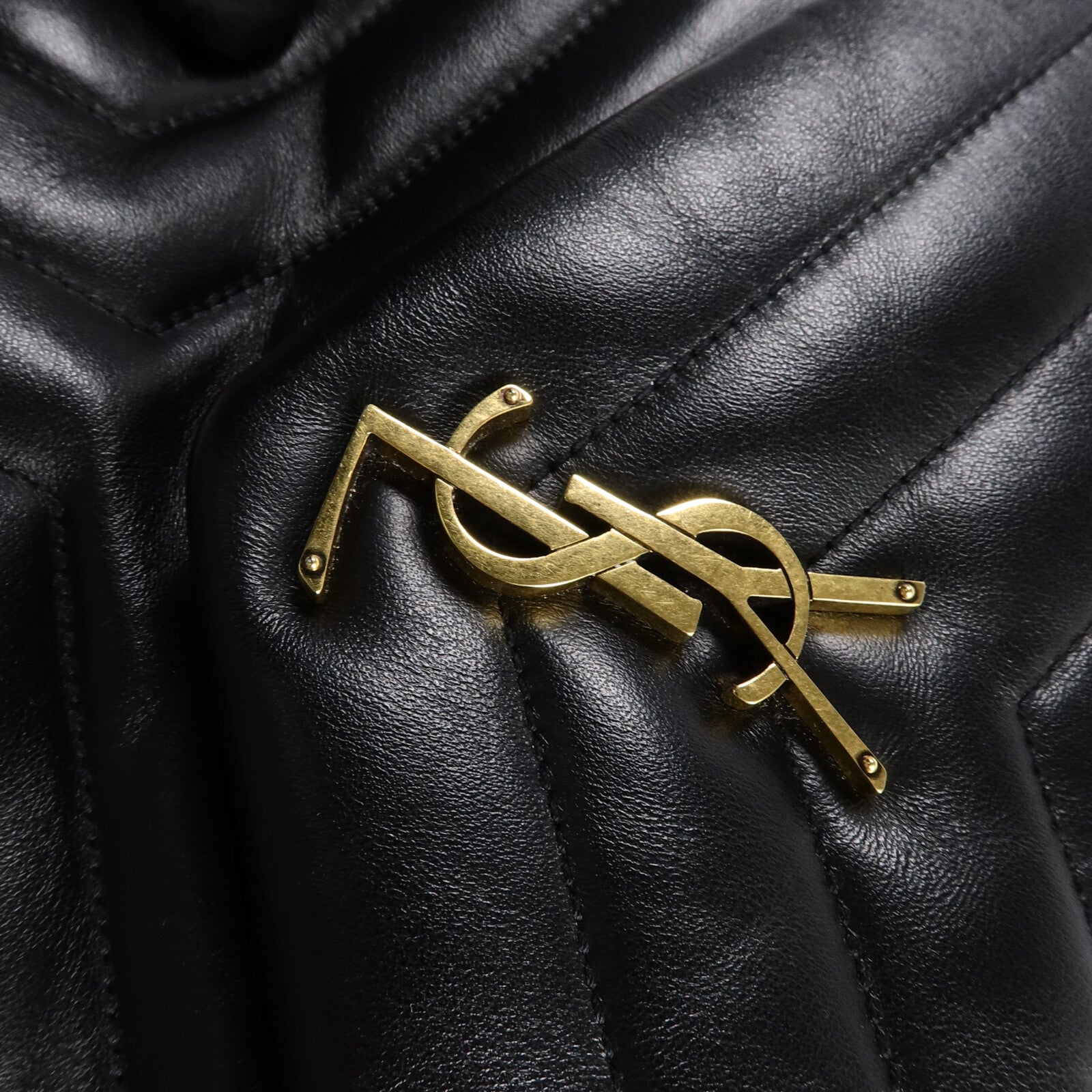 YVES SAINT LAURENT 牛皮皮革LouLou Small鏈帶肩背袋