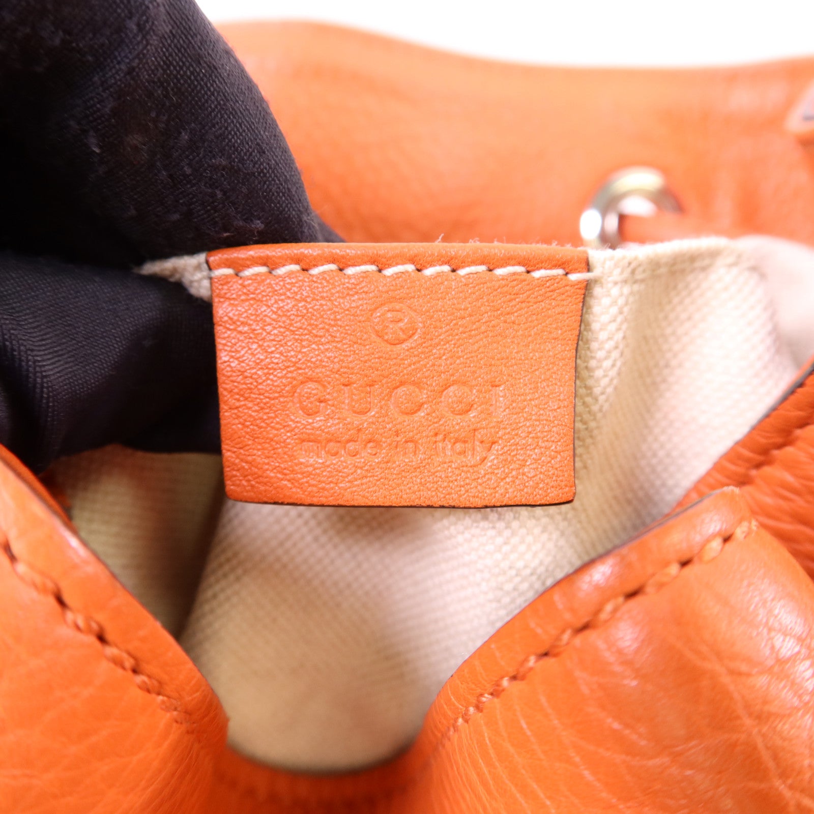 GUCCI 牛皮皮革Backpack銀扣背包