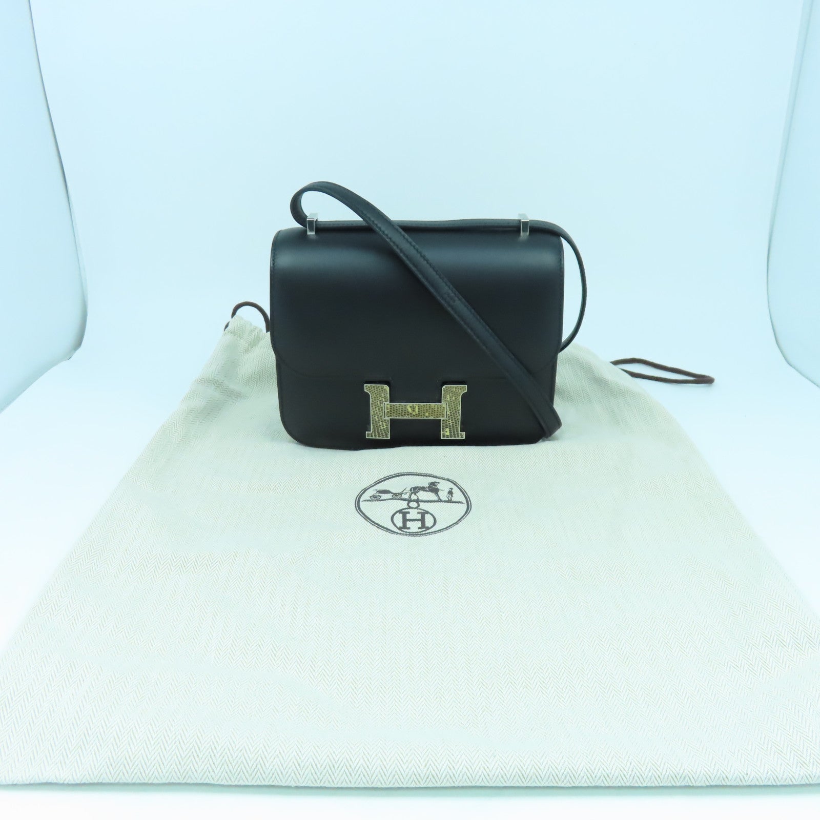 HERMES 【激減優惠】Swift/Lizard皮革Constance Mini銀扣肩背袋黑色