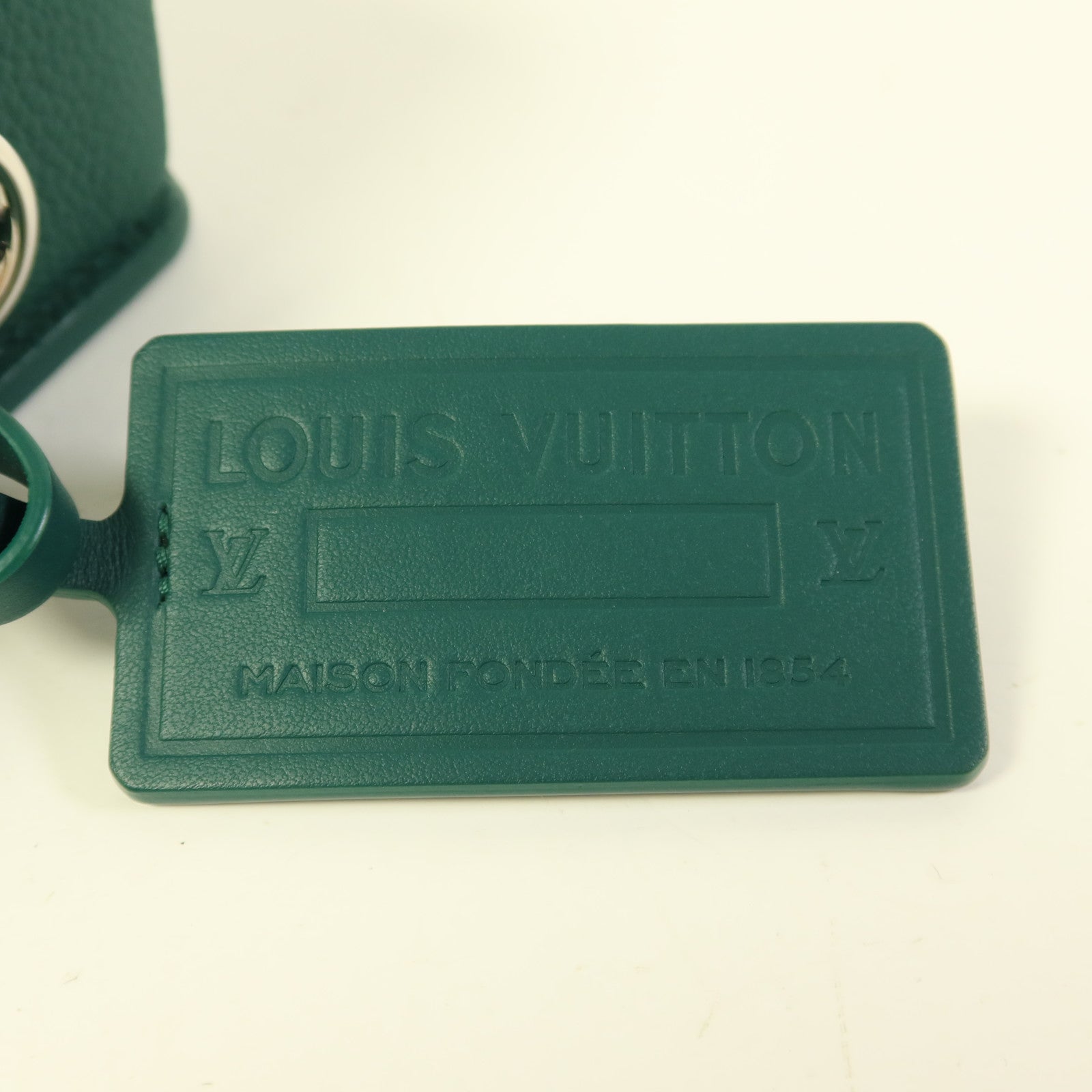 LOUIS VUITTON Aerogram Fastline銀扣肩背袋