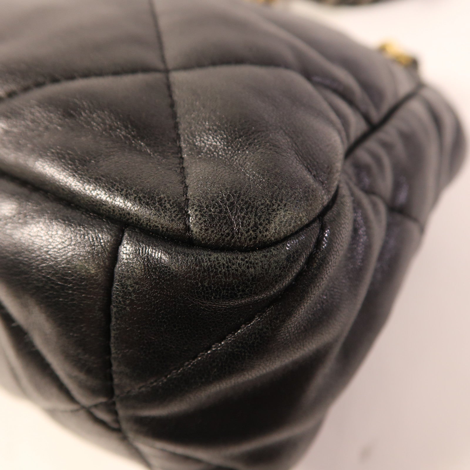 CHANEL 羊皮皮革C19 Medium手挽肩背兩用袋