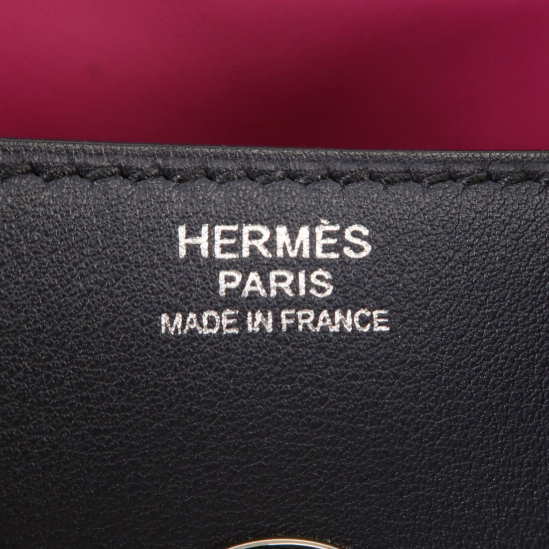 HERMES Swift皮革Lindy 30銀扣肩背袋Bleu Nuit