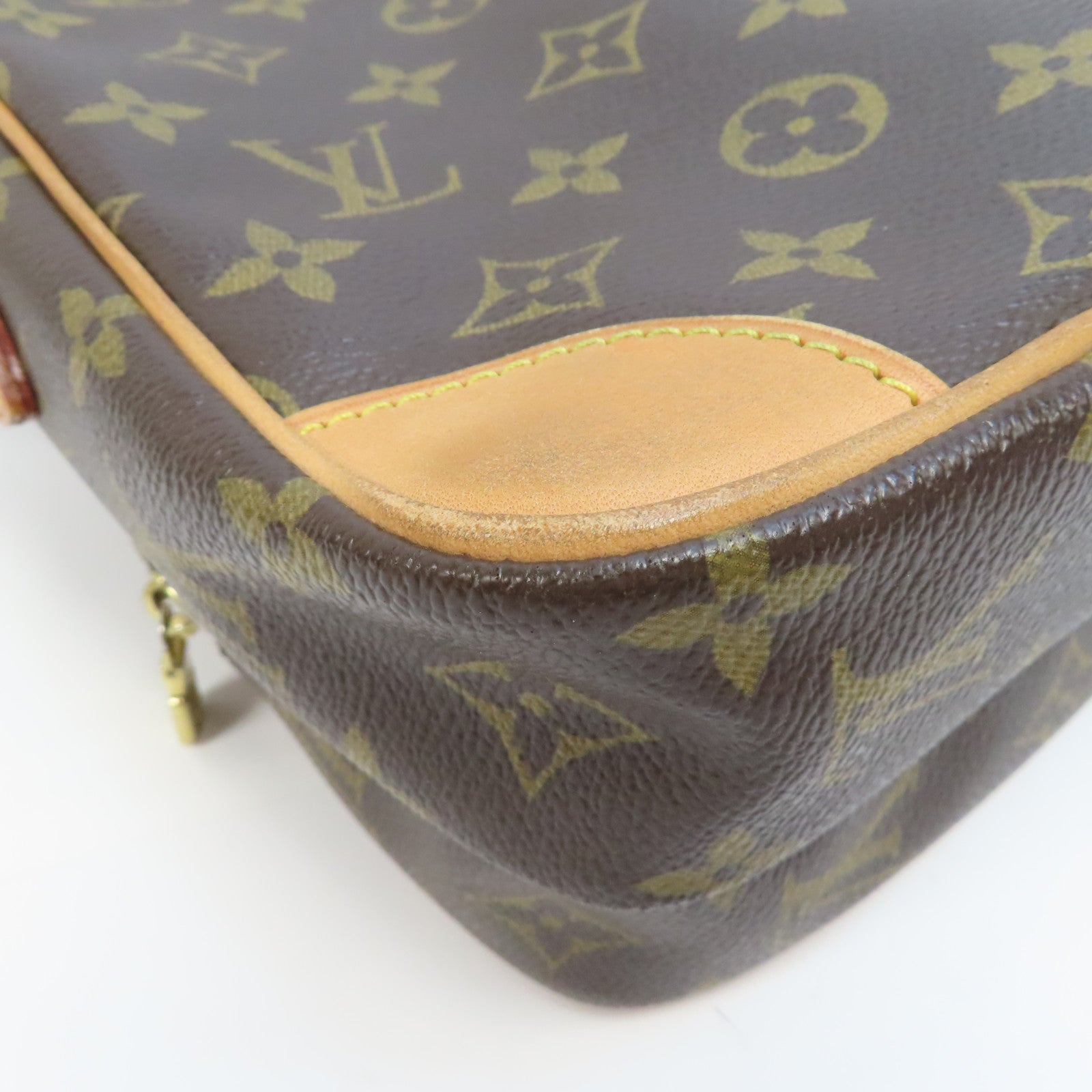 LOUIS VUITTON 【激減優惠】Monogram Amazon金扣肩背袋啡色