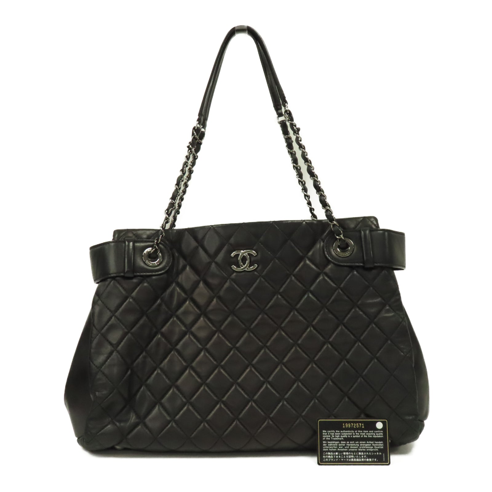 CHANEL 【激減優惠】菱格皮革Shoulder Tote銀扣肩背袋黑色