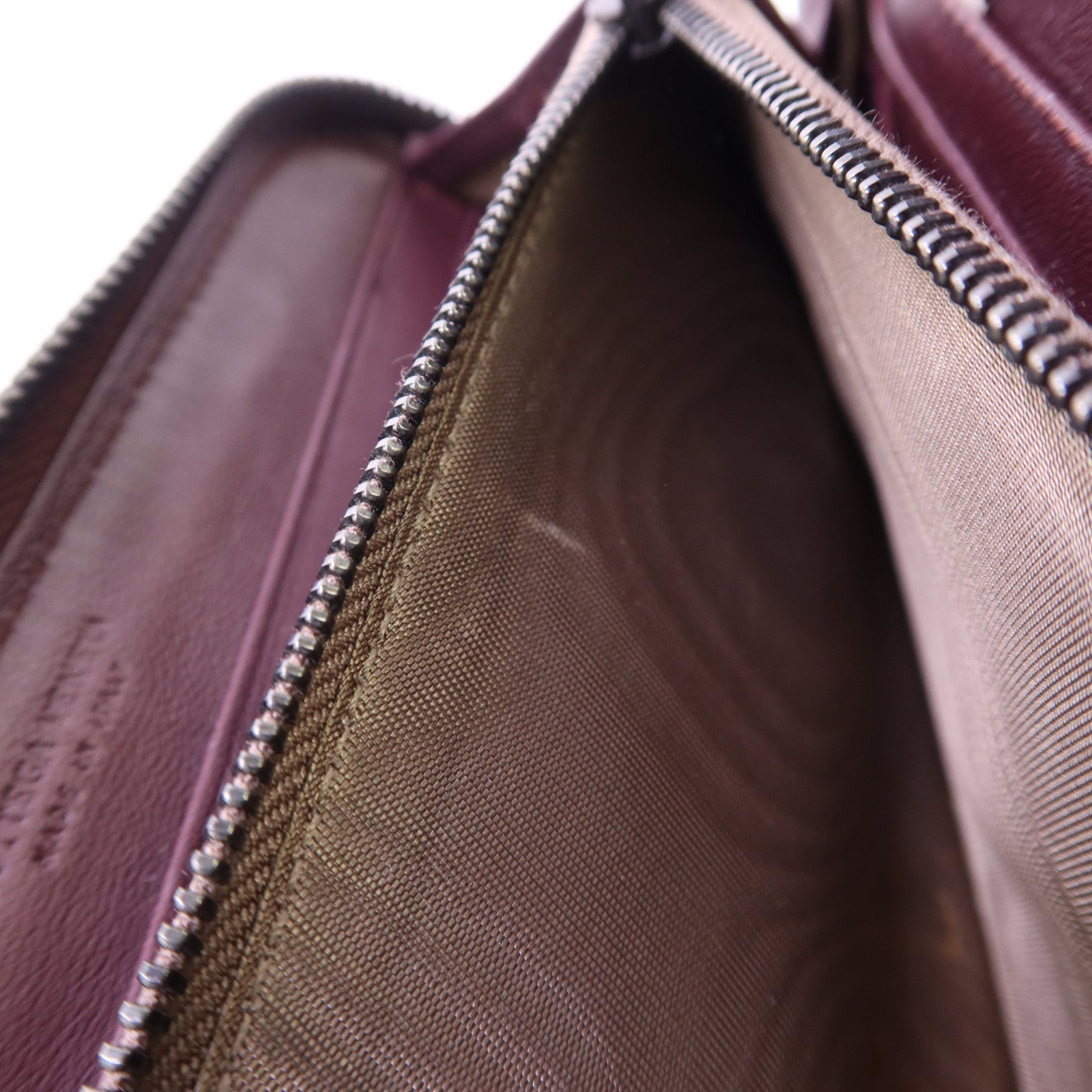 BOTTEGA VENETA 【激減優惠】織紋皮革/天鵝絨Zip Around Wallet長錢包
